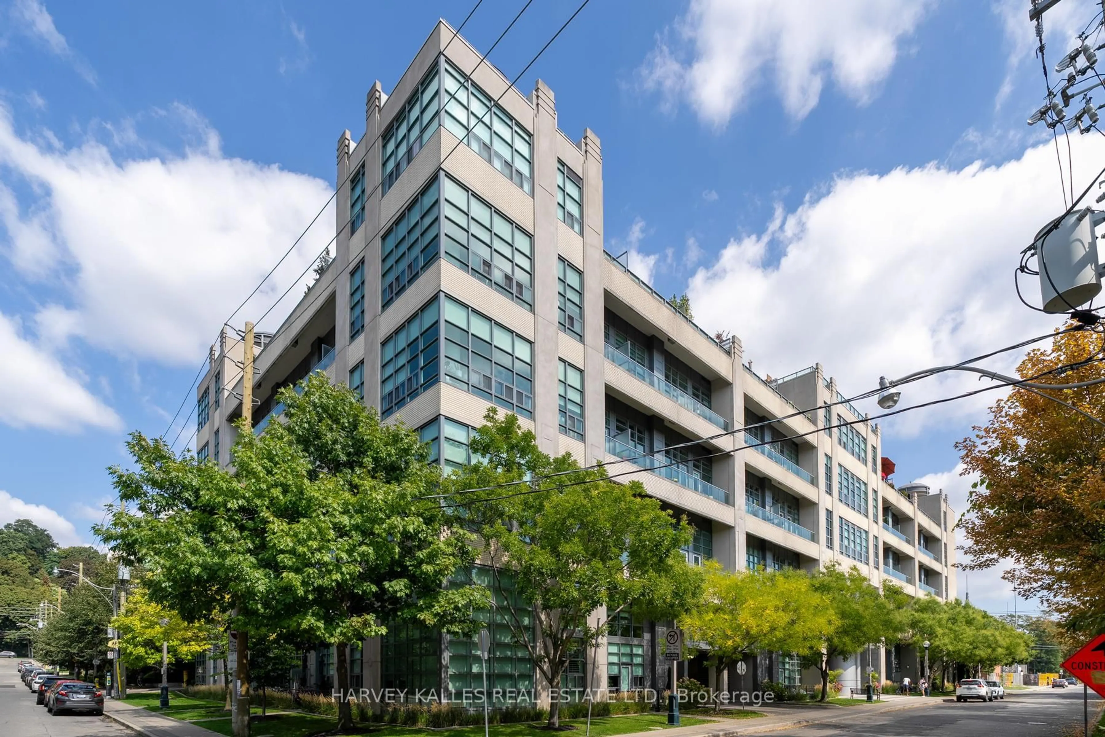Unknown for 380 Macpherson Ave #317, Toronto Ontario M4V 3E3
