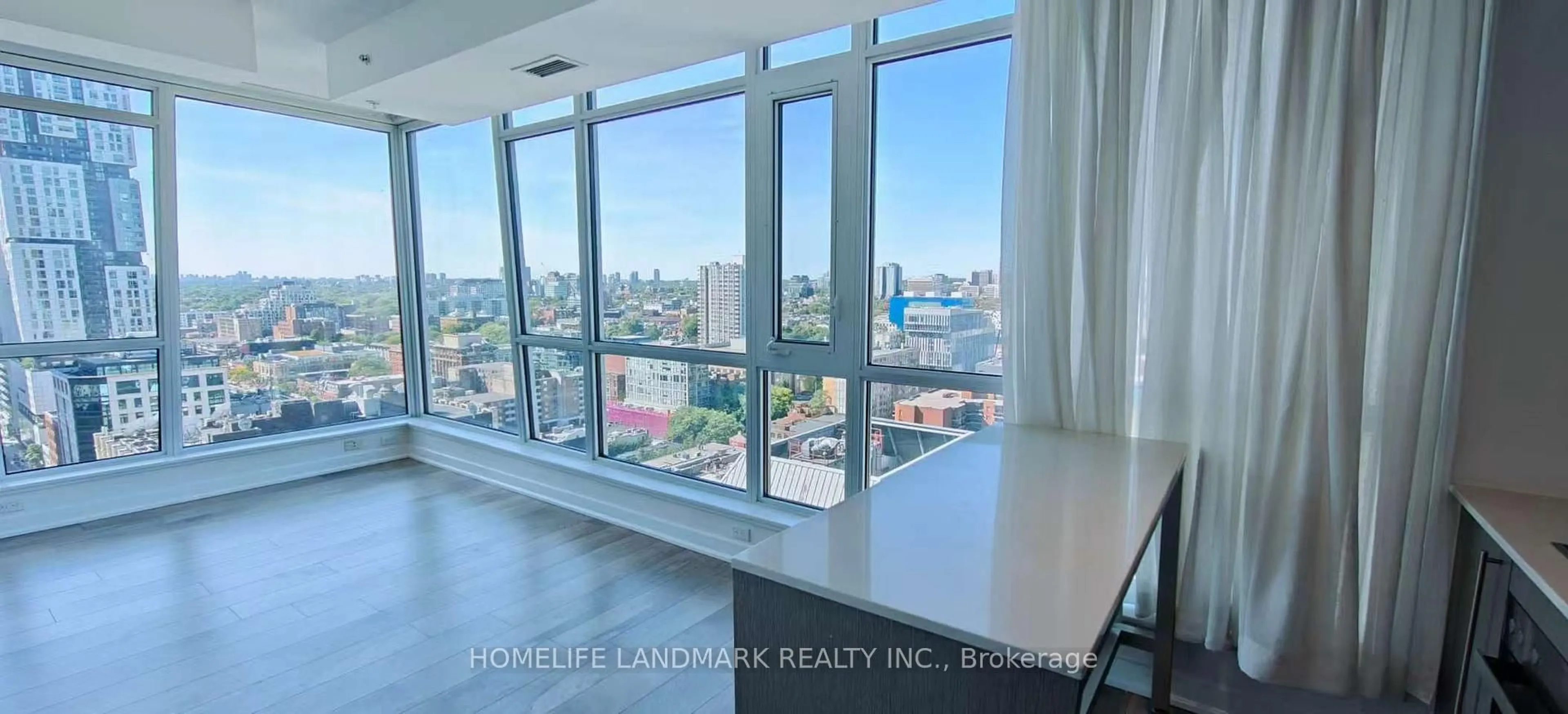 A pic of a room for 199 Richmond St #2009, Toronto Ontario M5V 0H4