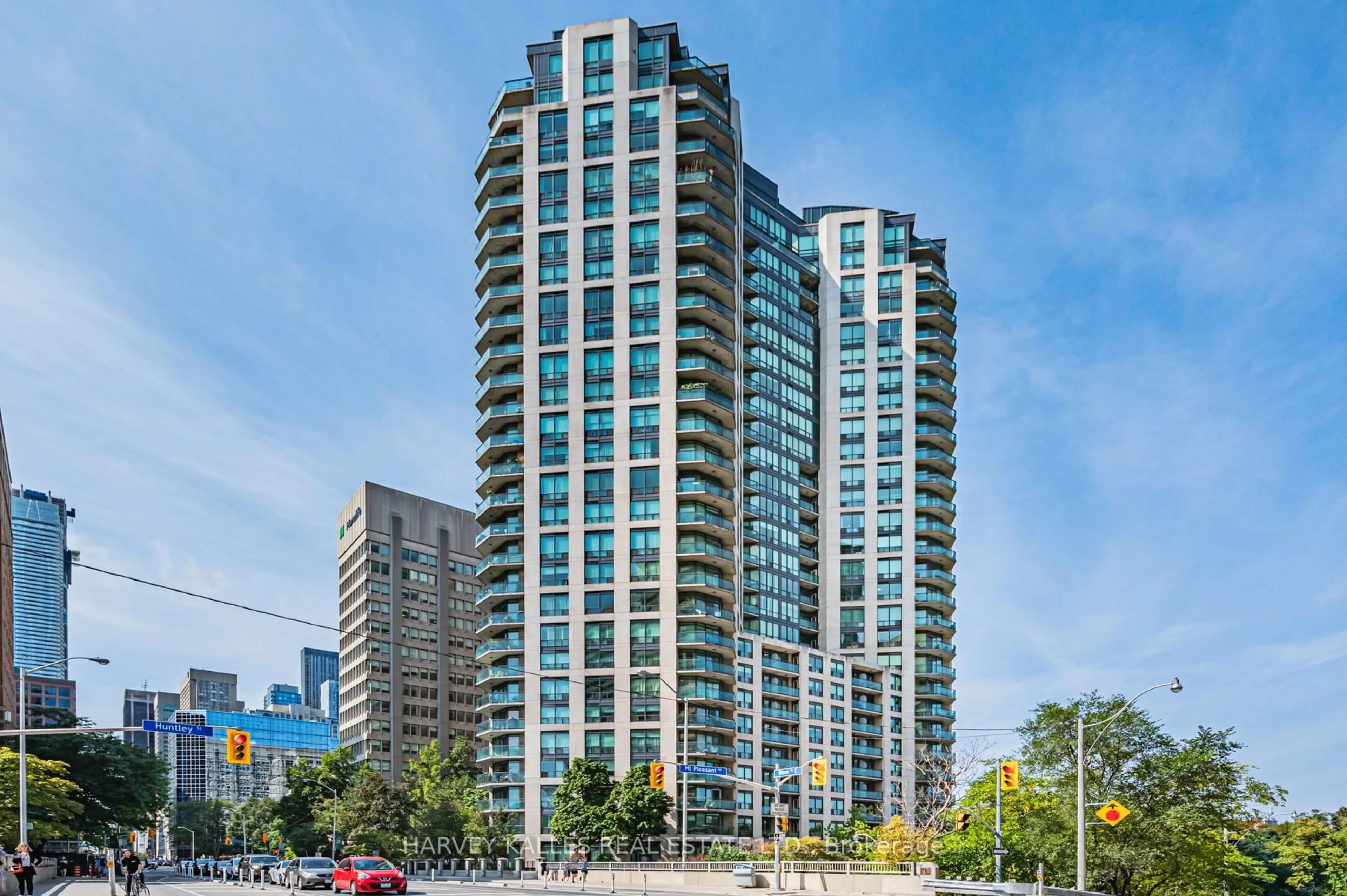 Unknown for 300 Bloor St #1703, Toronto Ontario M4W 3Y2