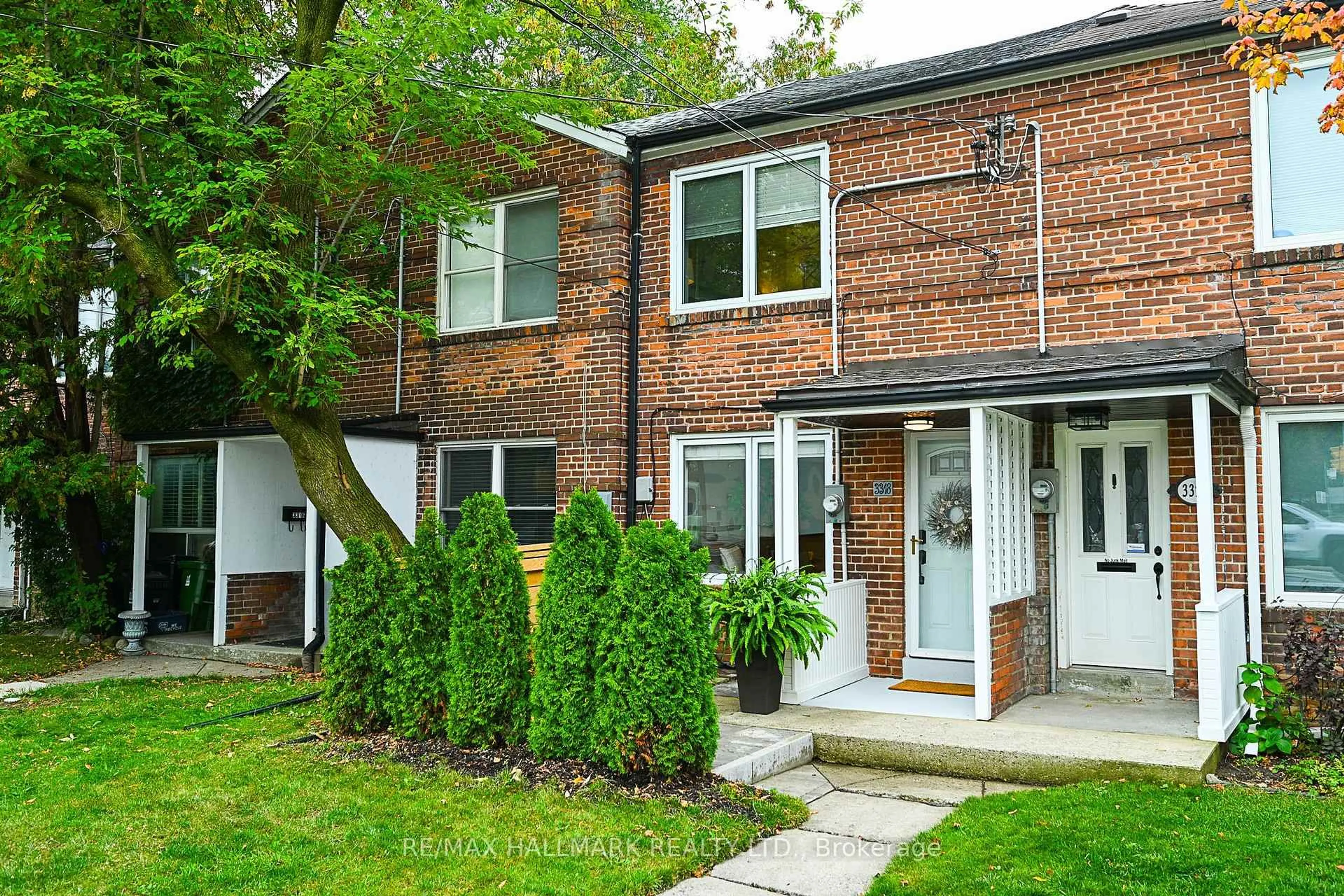 Home with brick exterior material, street for 3318 Bathurst St, Toronto Ontario M6A 2B6