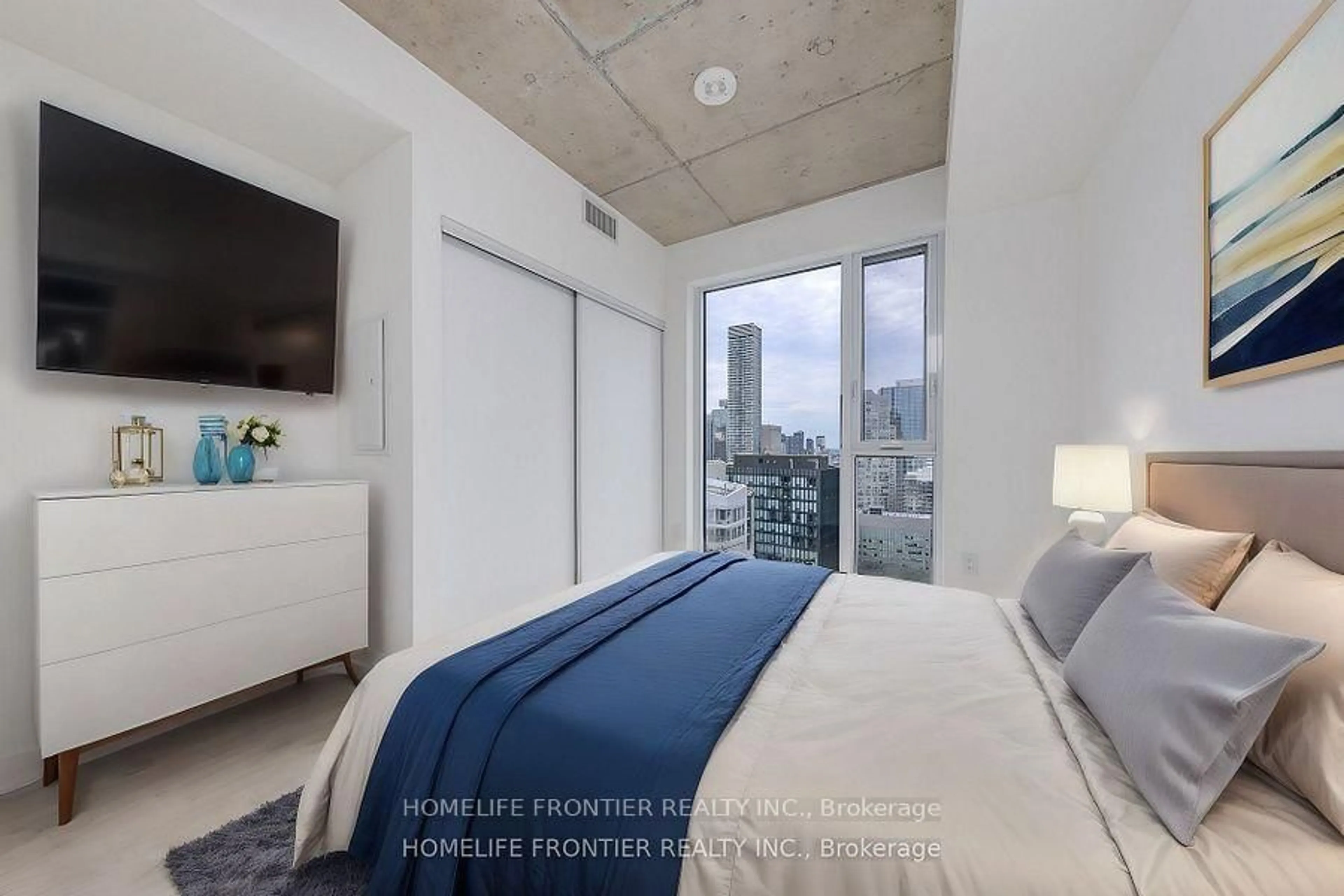 Bedroom with bed, unknown for 65 Mutual St #3004, Toronto Ontario M5B 2A9