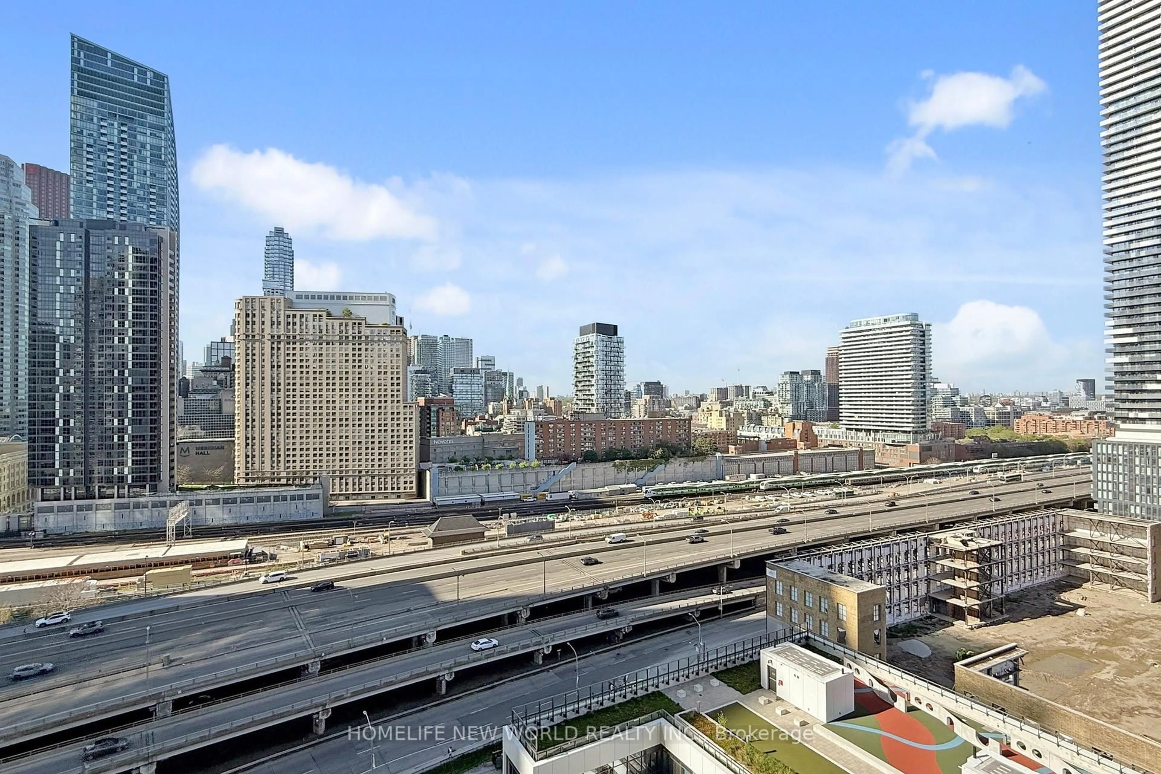 Unknown for 28 Freeland St #1504, Toronto Ontario M5E 0E3