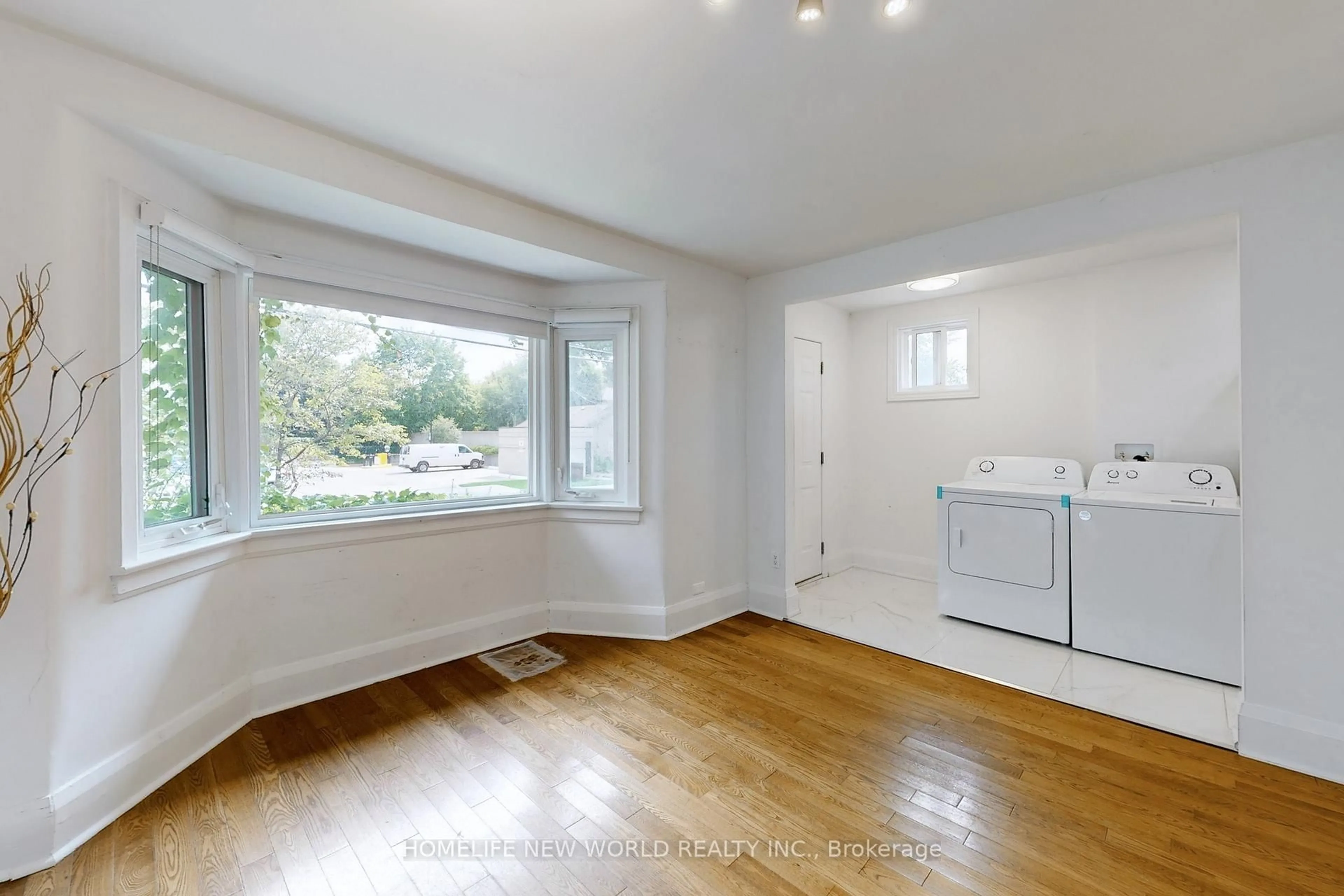 A pic of a room for 14 Franklin Ave, Toronto Ontario M2N 1B6