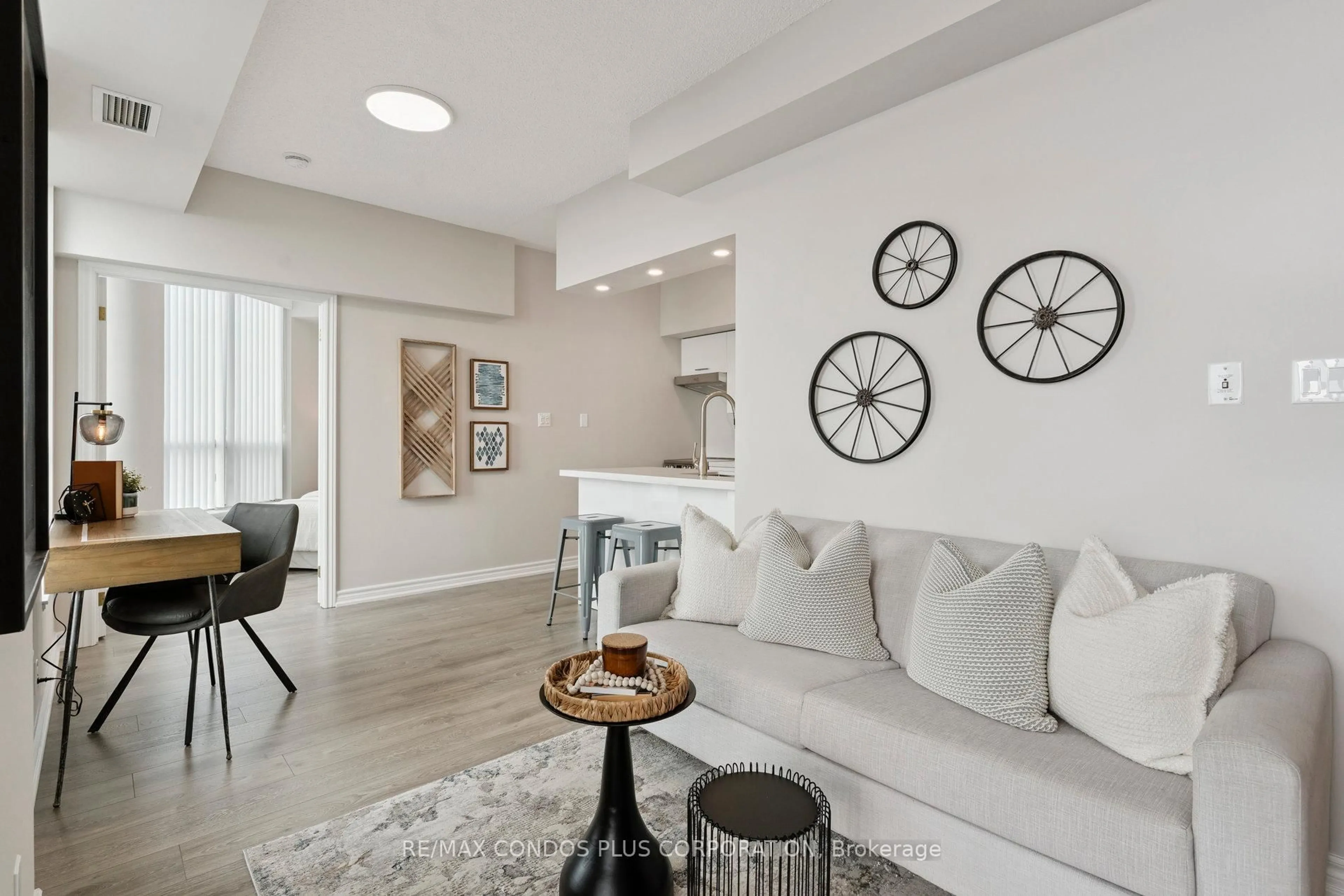 Living room with furniture, unknown for 230 Queens Quay #1221, Toronto Ontario M5J 2Y7