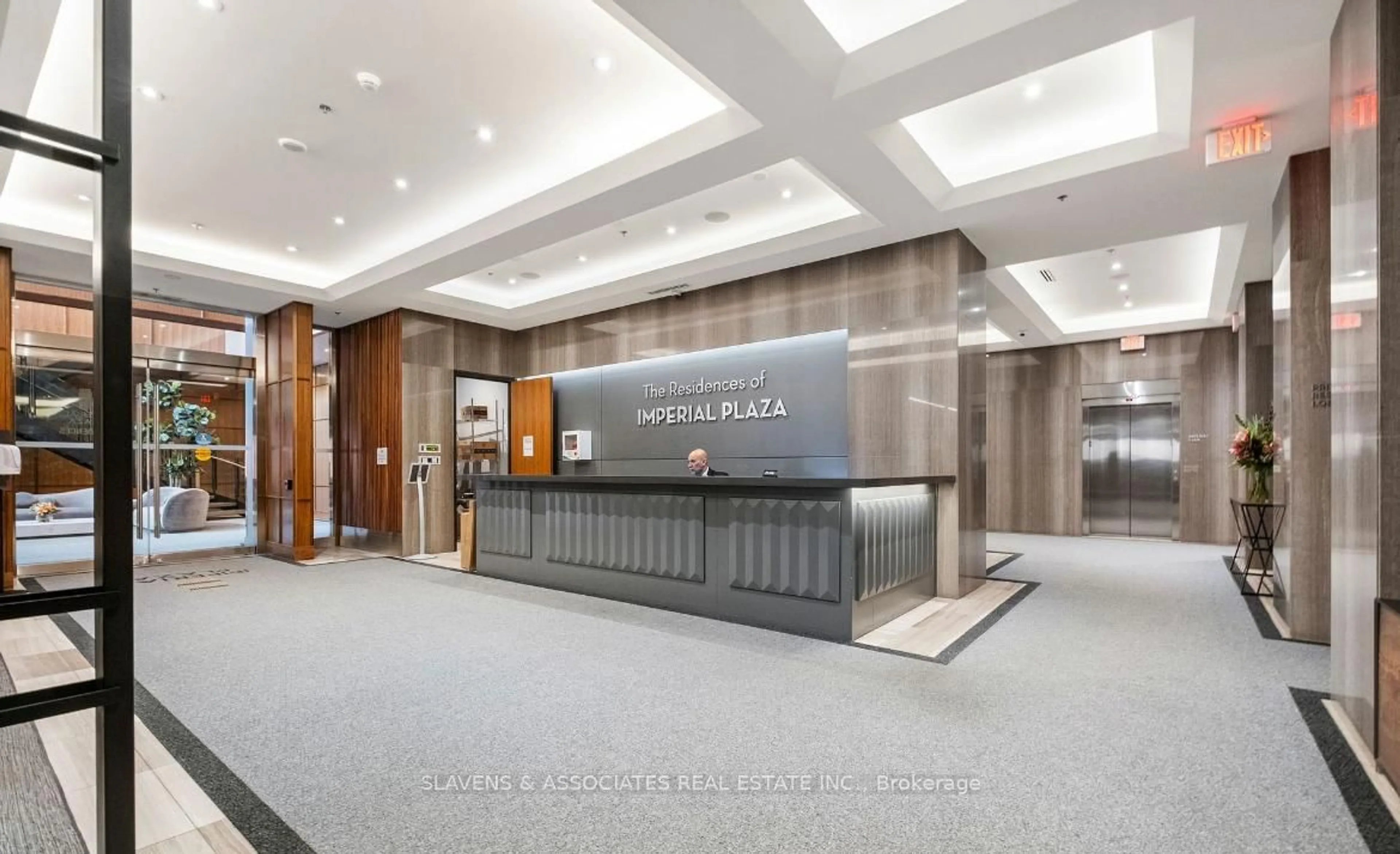 Lobby for 111 St Clair Ave #416, Toronto Ontario M4V 1N5