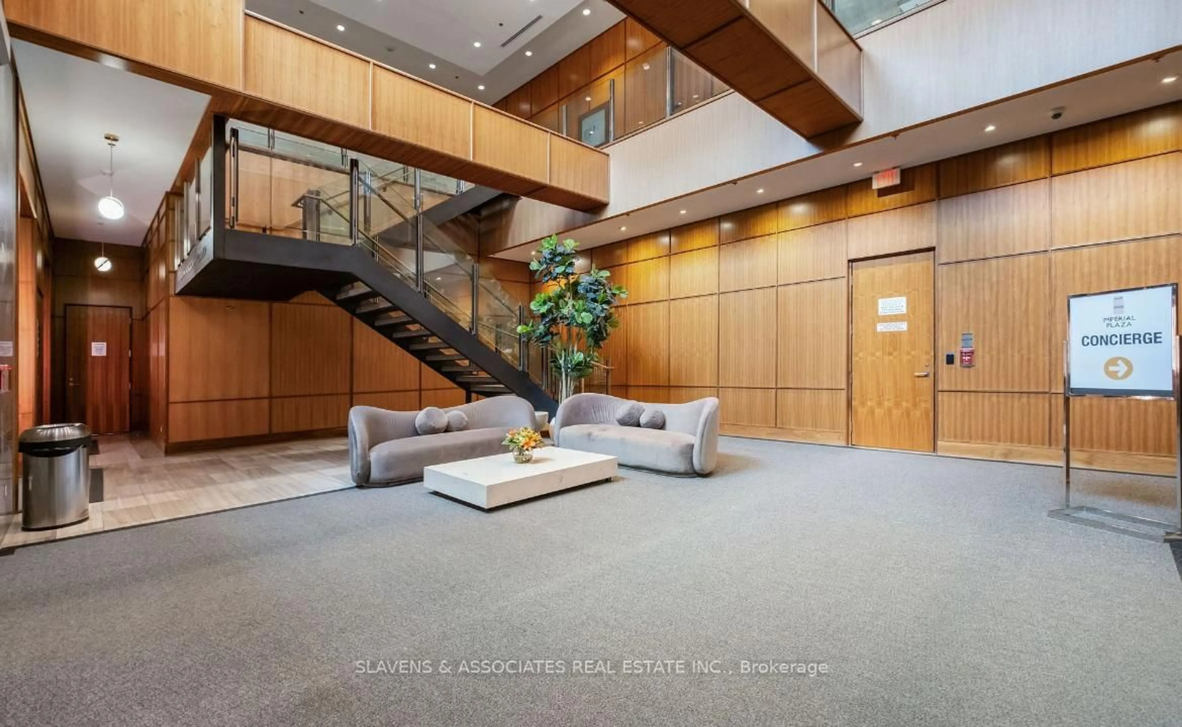 Indoor foyer for 111 St Clair Ave #416, Toronto Ontario M4V 1N5