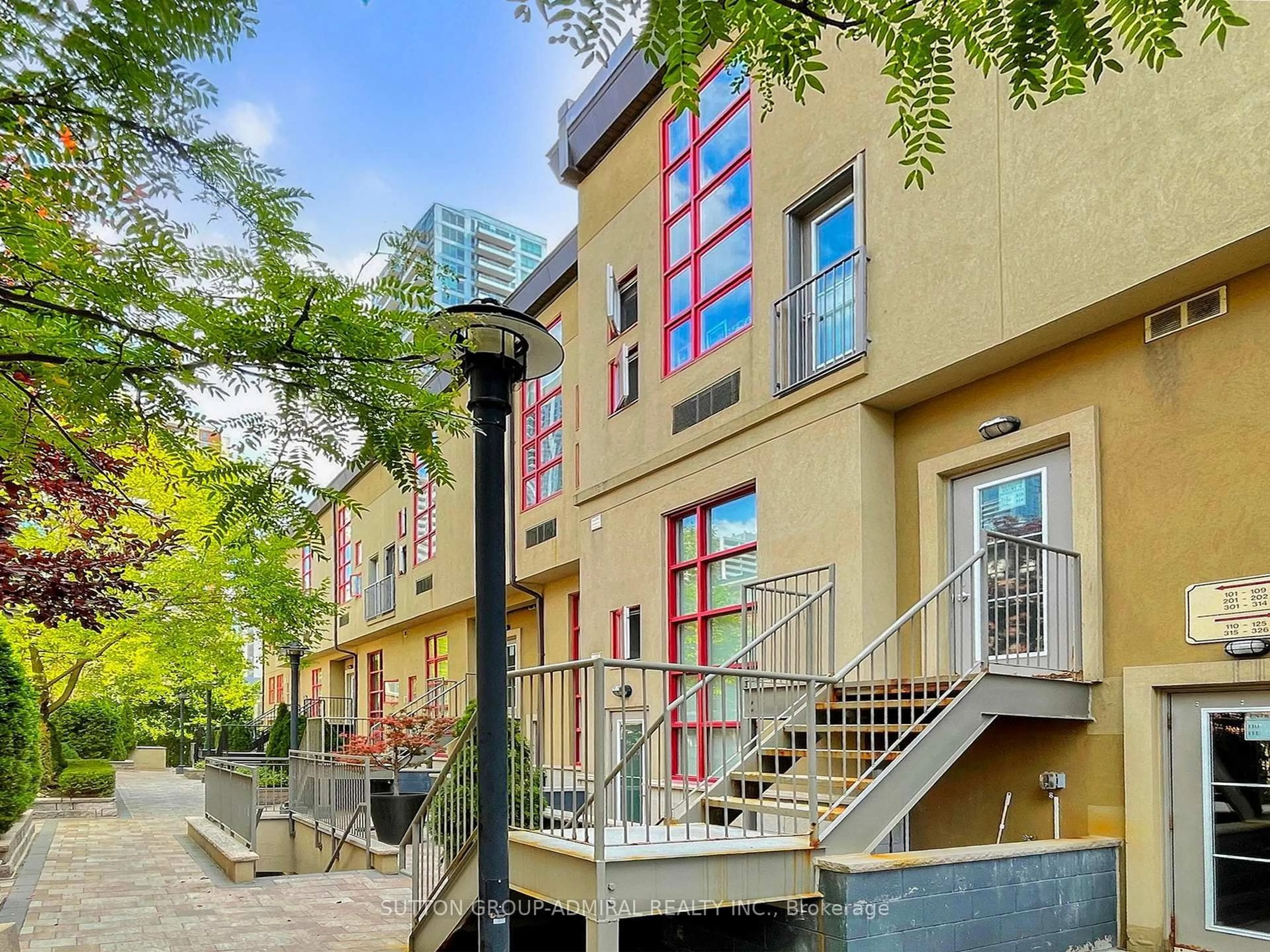 Unknown for 21 Earl St #314, Toronto Ontario M4Y 3C8
