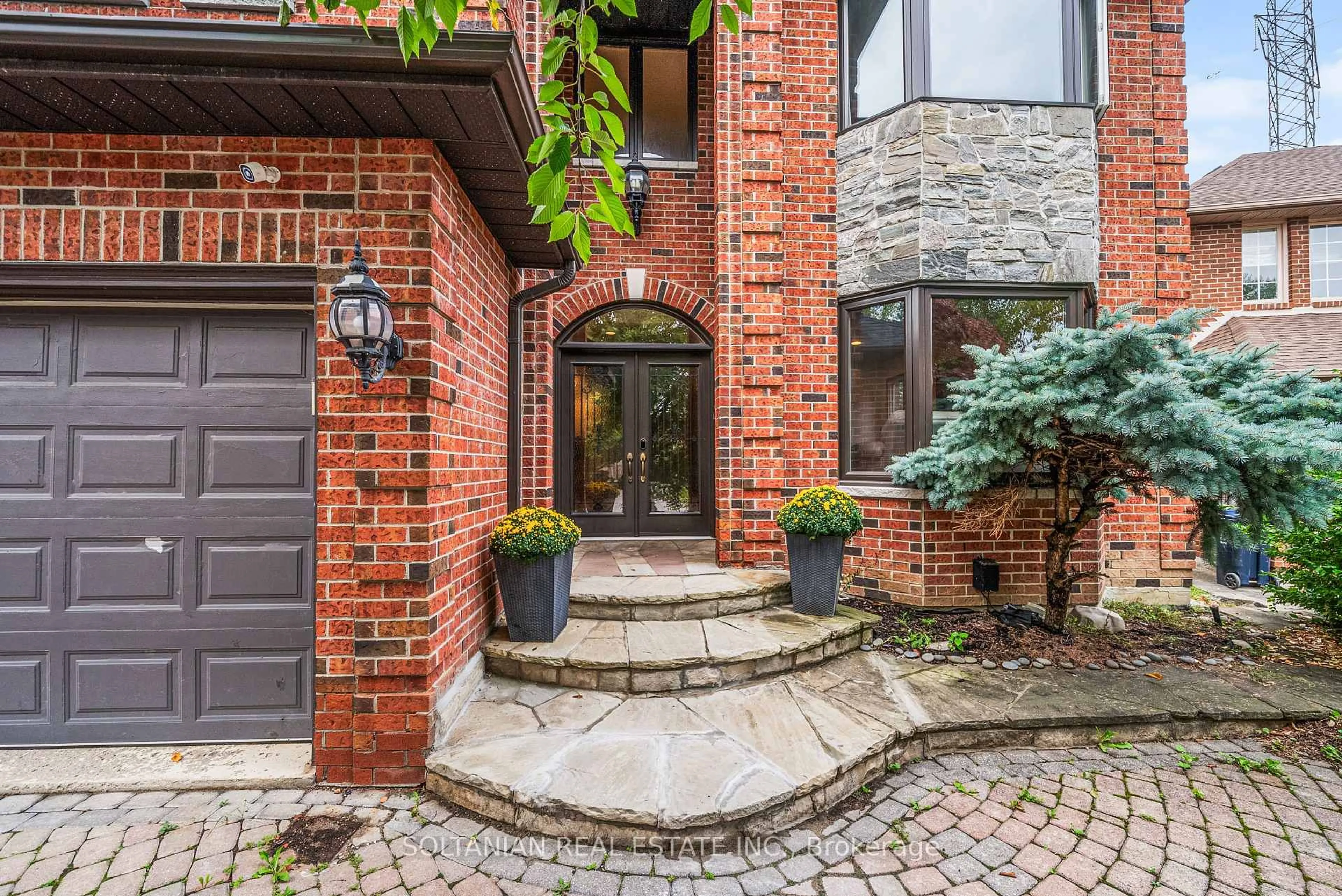 Home with brick exterior material, street for 15 Wideford Pl, Toronto Ontario M2M 4H3