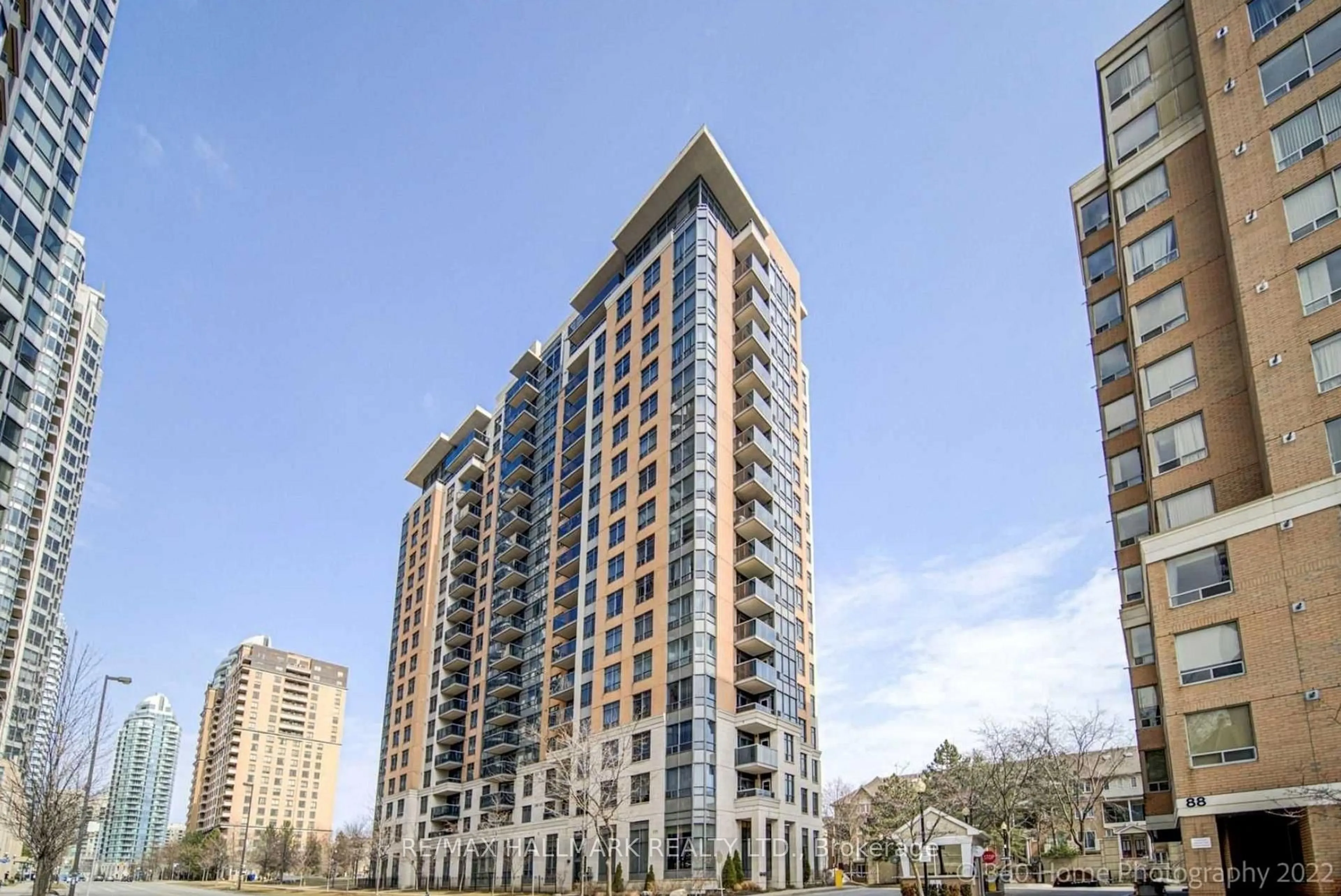 Unknown for 880 Grandview Way #705, Toronto Ontario M2N 7B2
