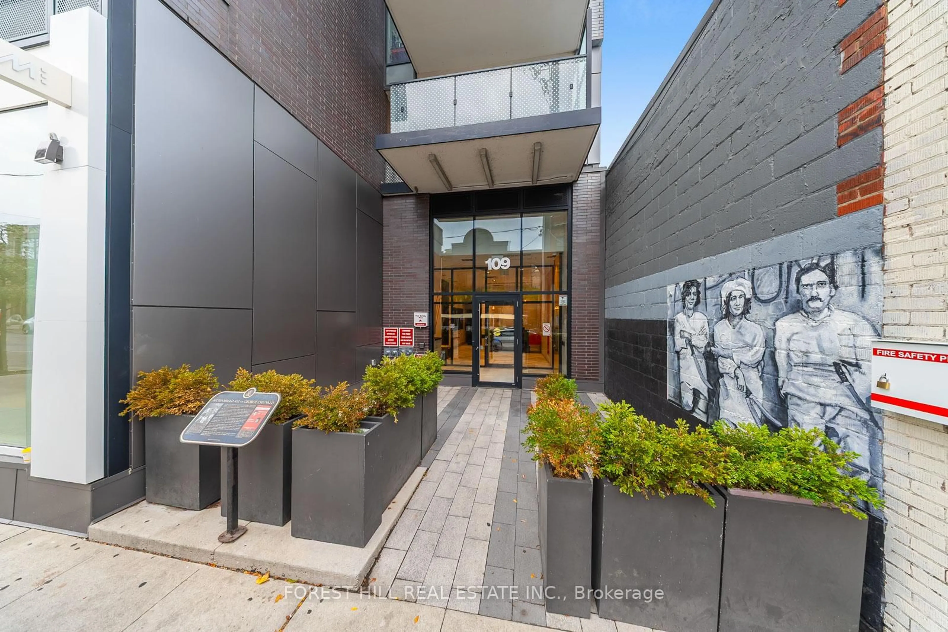 Unknown for 109 Ossington Ave #PH607, Toronto Ontario M6J 0G1