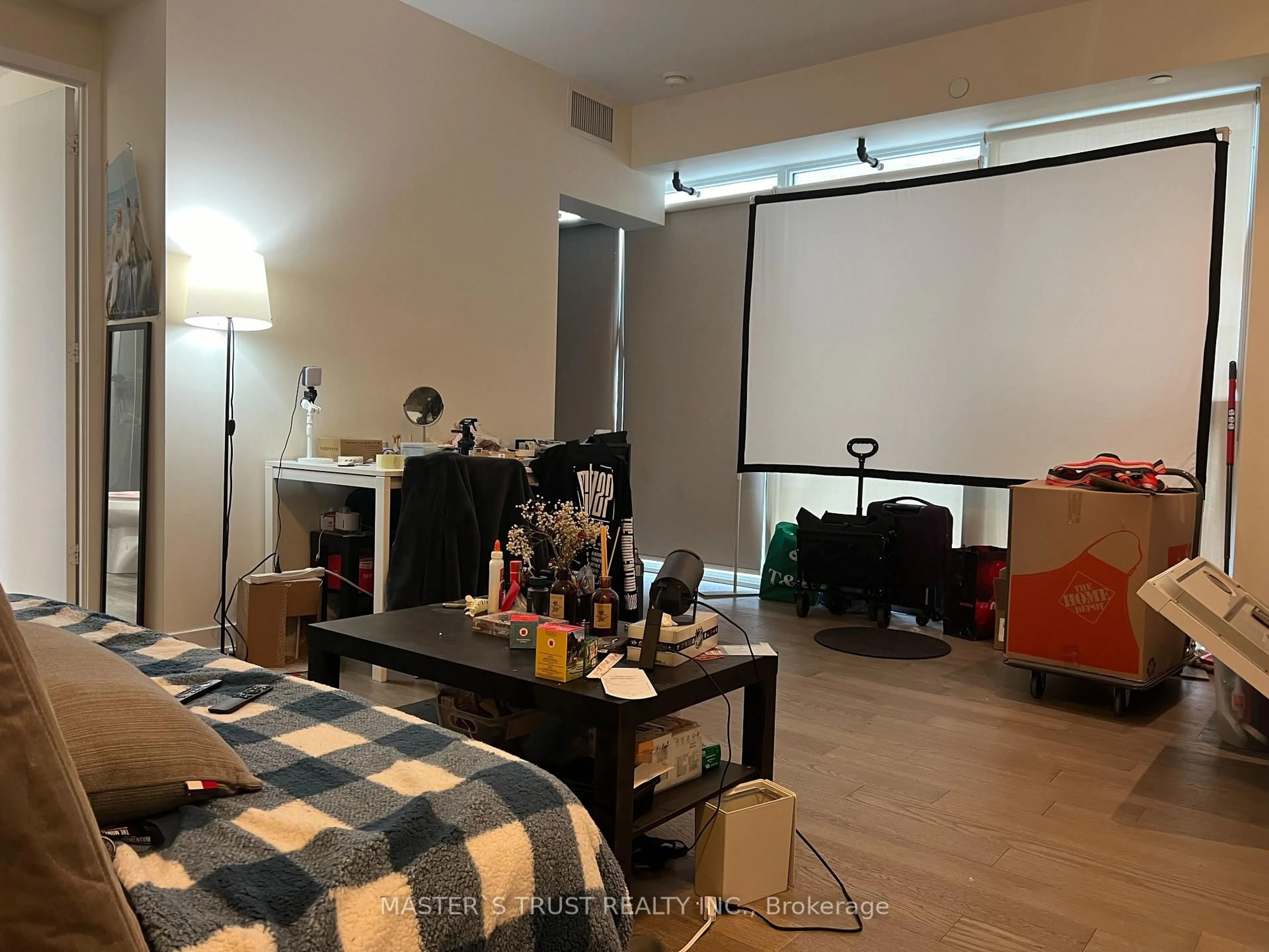 A pic of a room for 17 Dundonald St #1101, Toronto Ontario M4Y 0E4