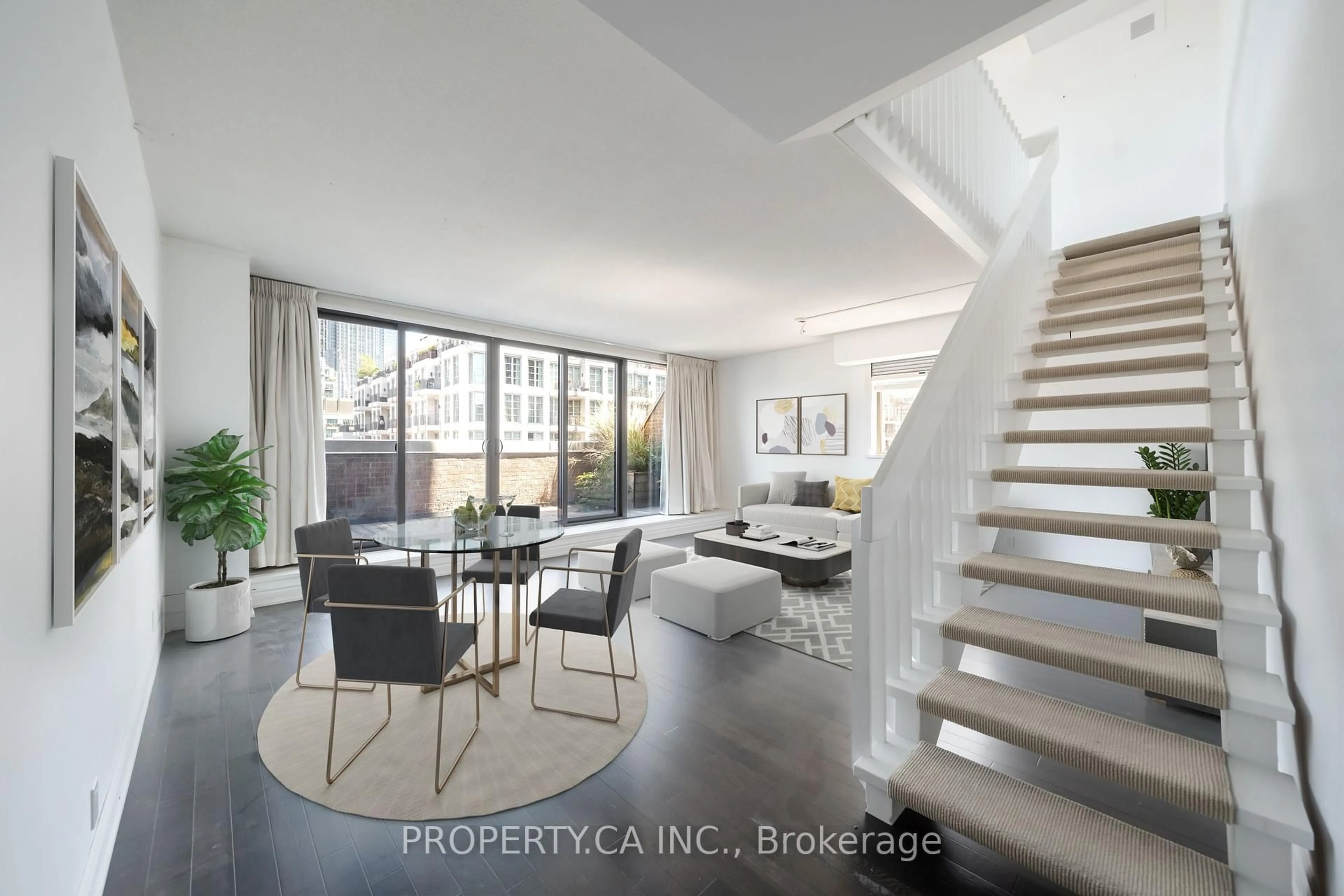 Unknown for 55a Avenue Rd #606, Toronto Ontario M5R 2G3