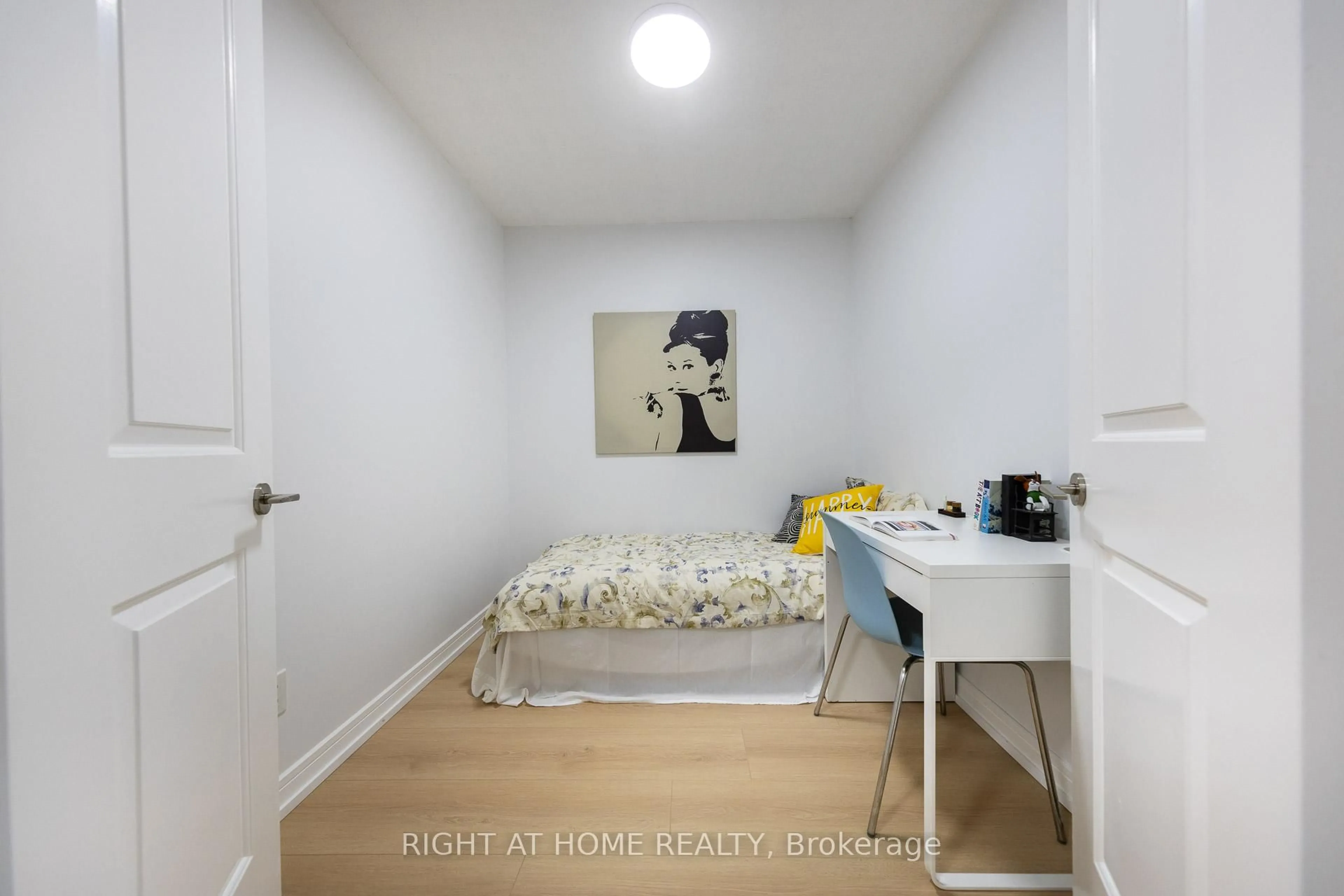 A pic of a room for 31 Bales Ave #2216, Toronto Ontario M2N 7L6