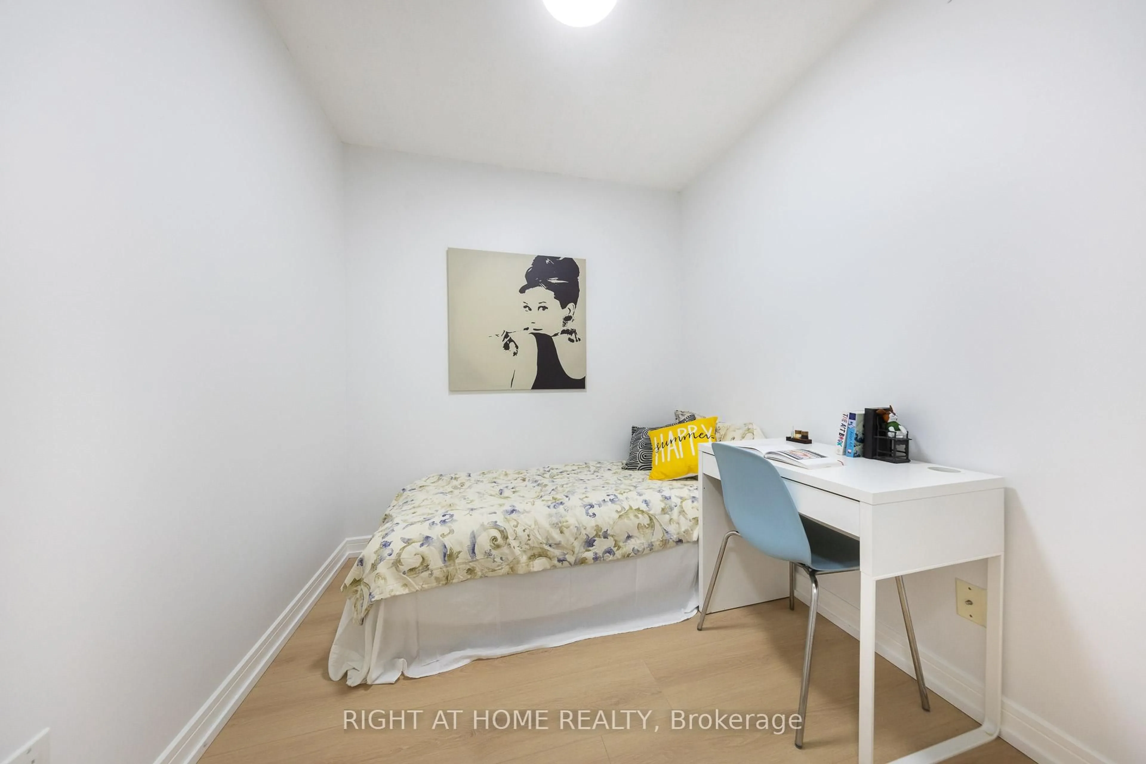 A pic of a room for 31 Bales Ave #2216, Toronto Ontario M2N 7L6