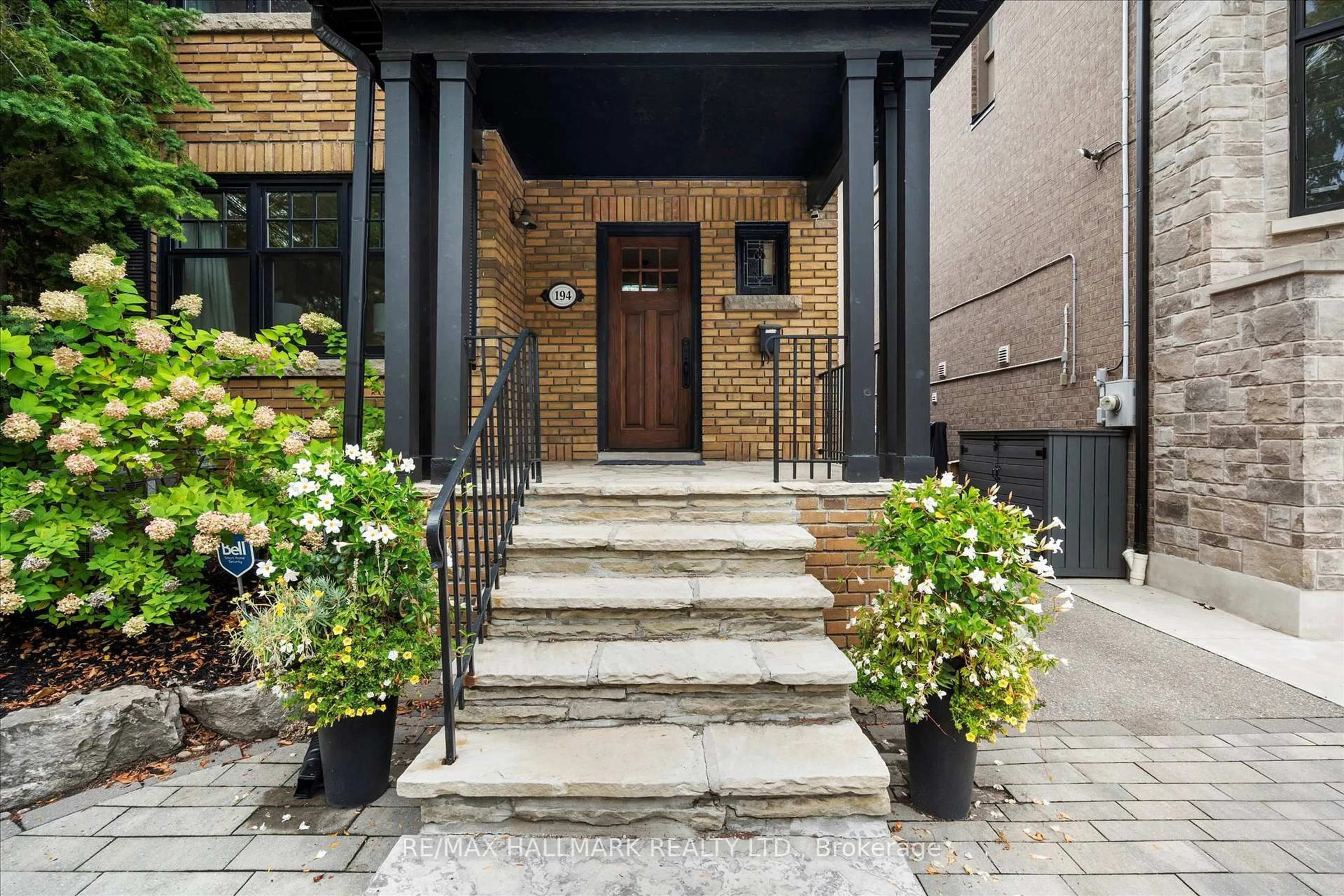 Unknown for 194 Snowdon Ave, Toronto Ontario M4N 2B2