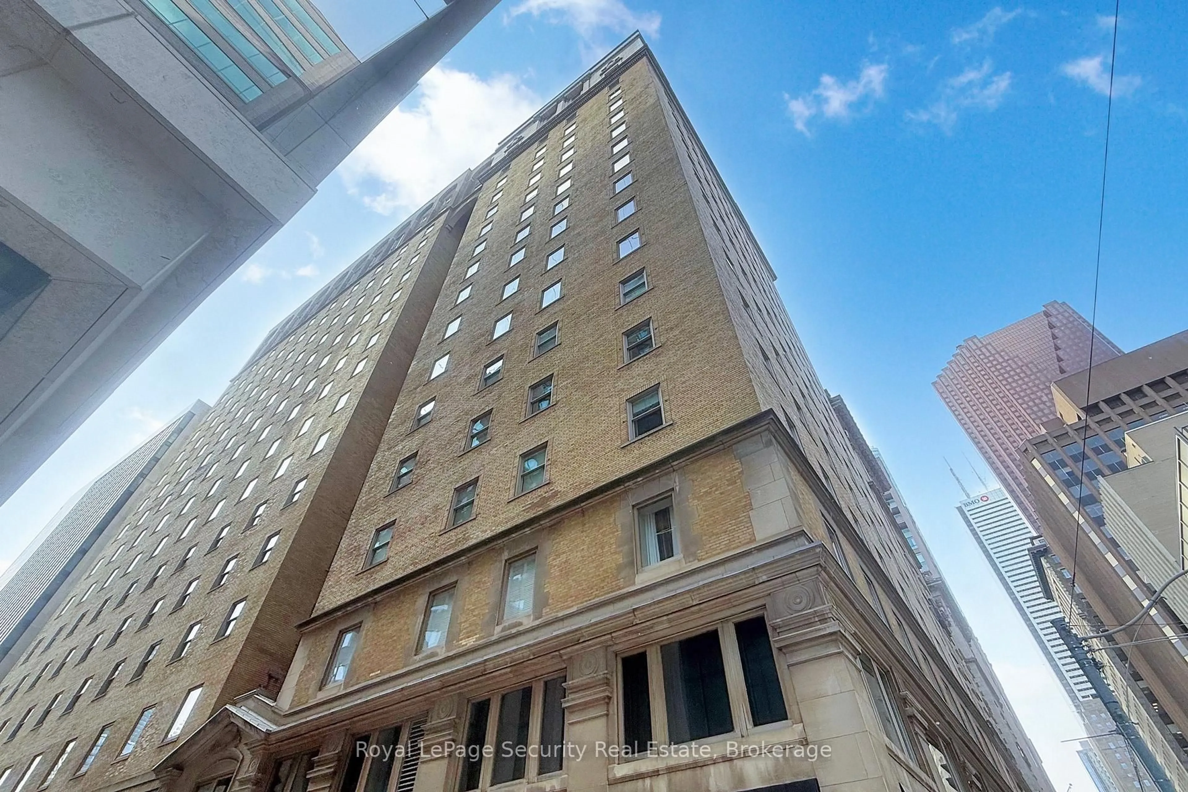 Patio, building for 22 Leader Lane #323, Toronto Ontario M5E 0B2