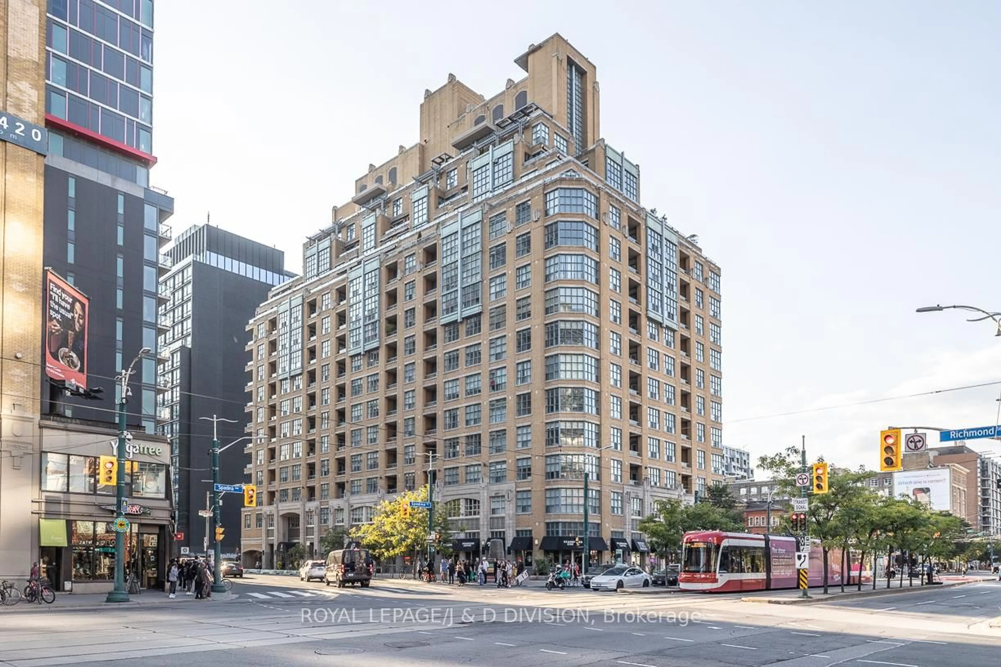 Unknown for 438 Richmond St #610, Toronto Ontario M5V 3S6