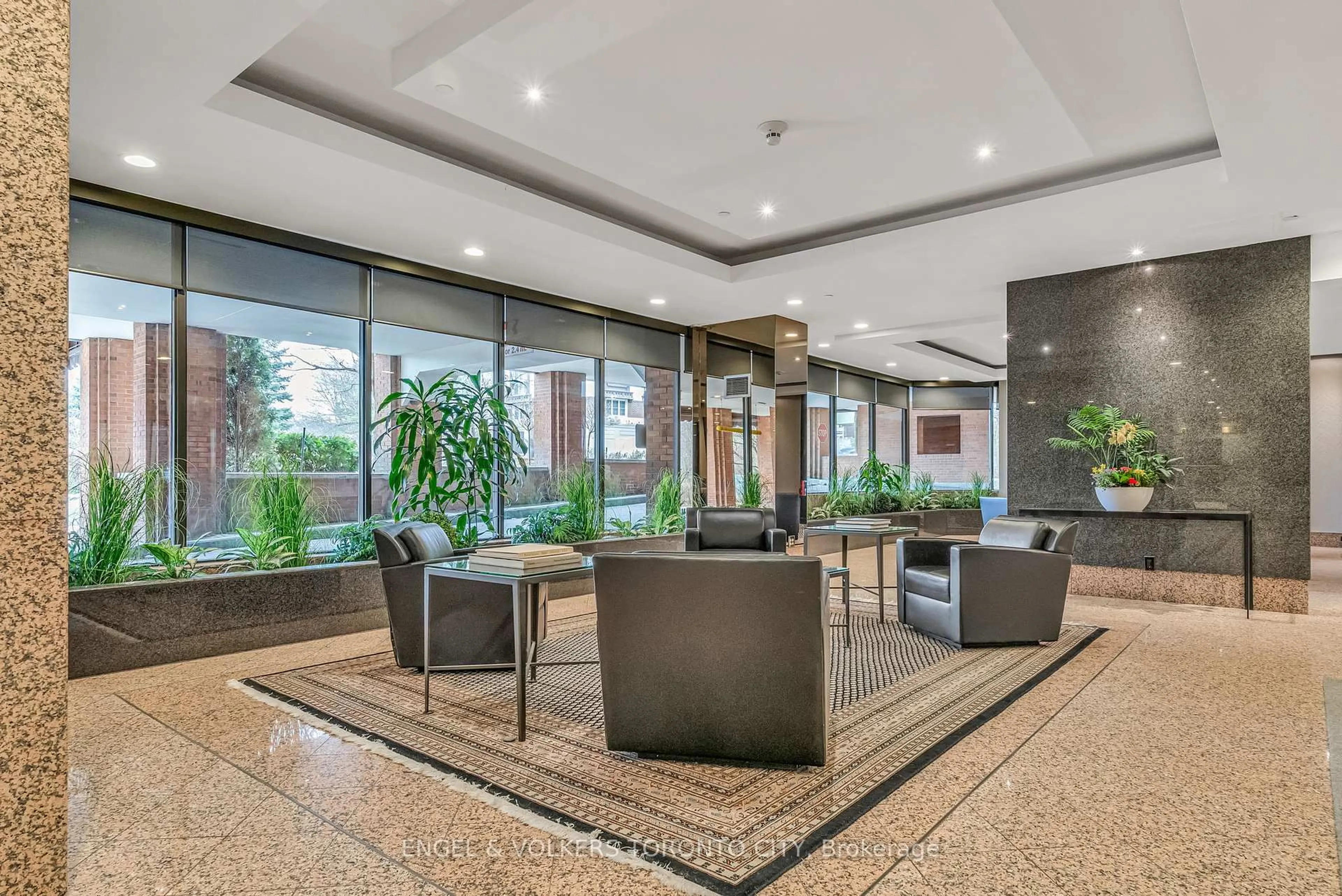 Lobby for 2900 Yonge St #507, Toronto Ontario M4N 3N8