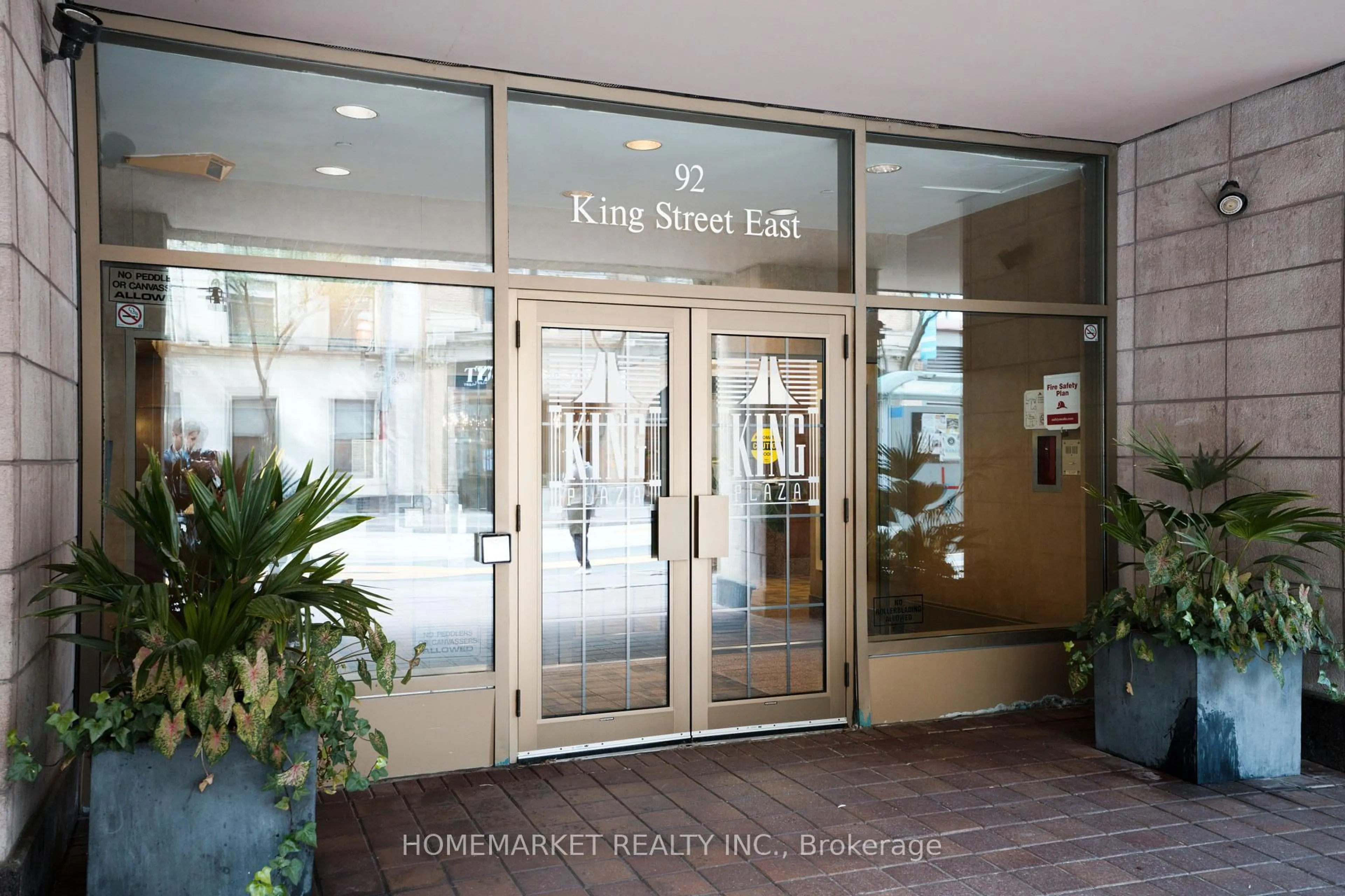 Lobby for 92 King St #411, Toronto Ontario M5C 2V8
