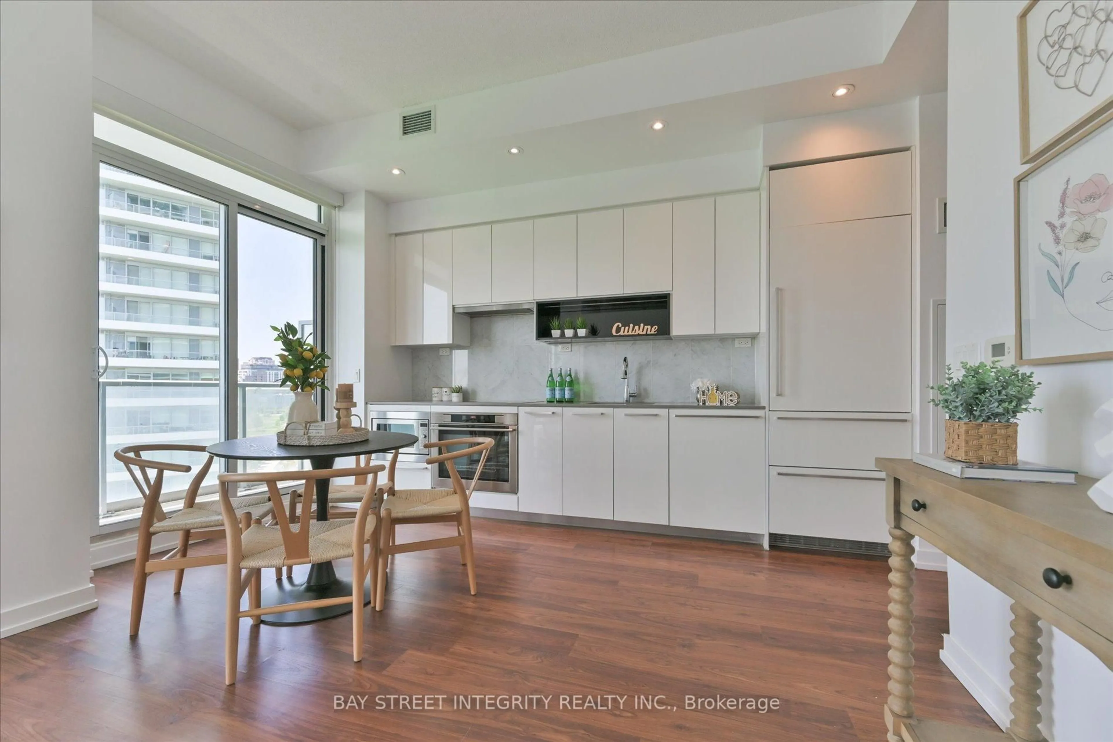 Open concept kitchen, unknown for 117 Mcmahon Dr #903, Toronto Ontario M2K 2X9