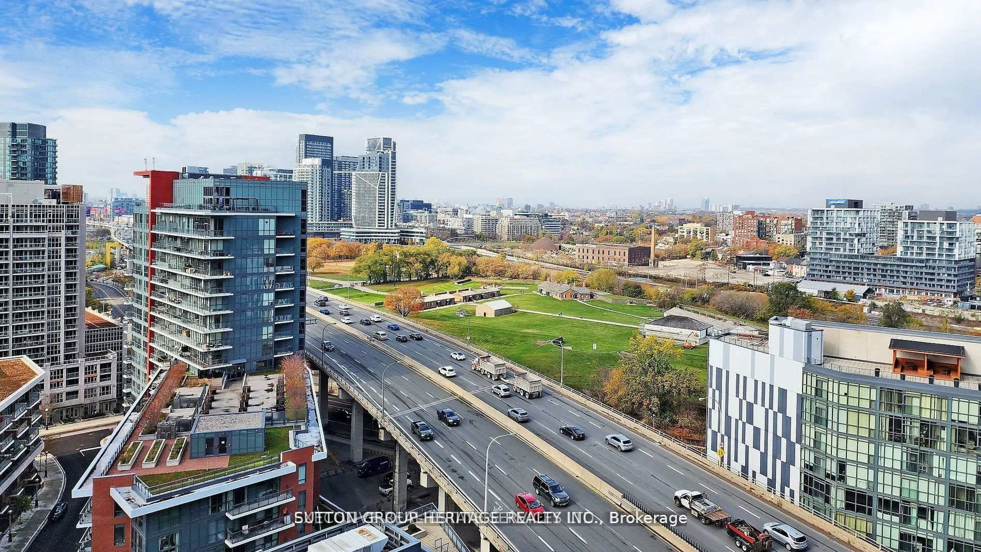 A pic from outside/outdoor area/front of a property/back of a property/a pic from drone, city buildings view from balcony for 20 Bruyeres Mews #1901, Toronto Ontario M5V 0G8