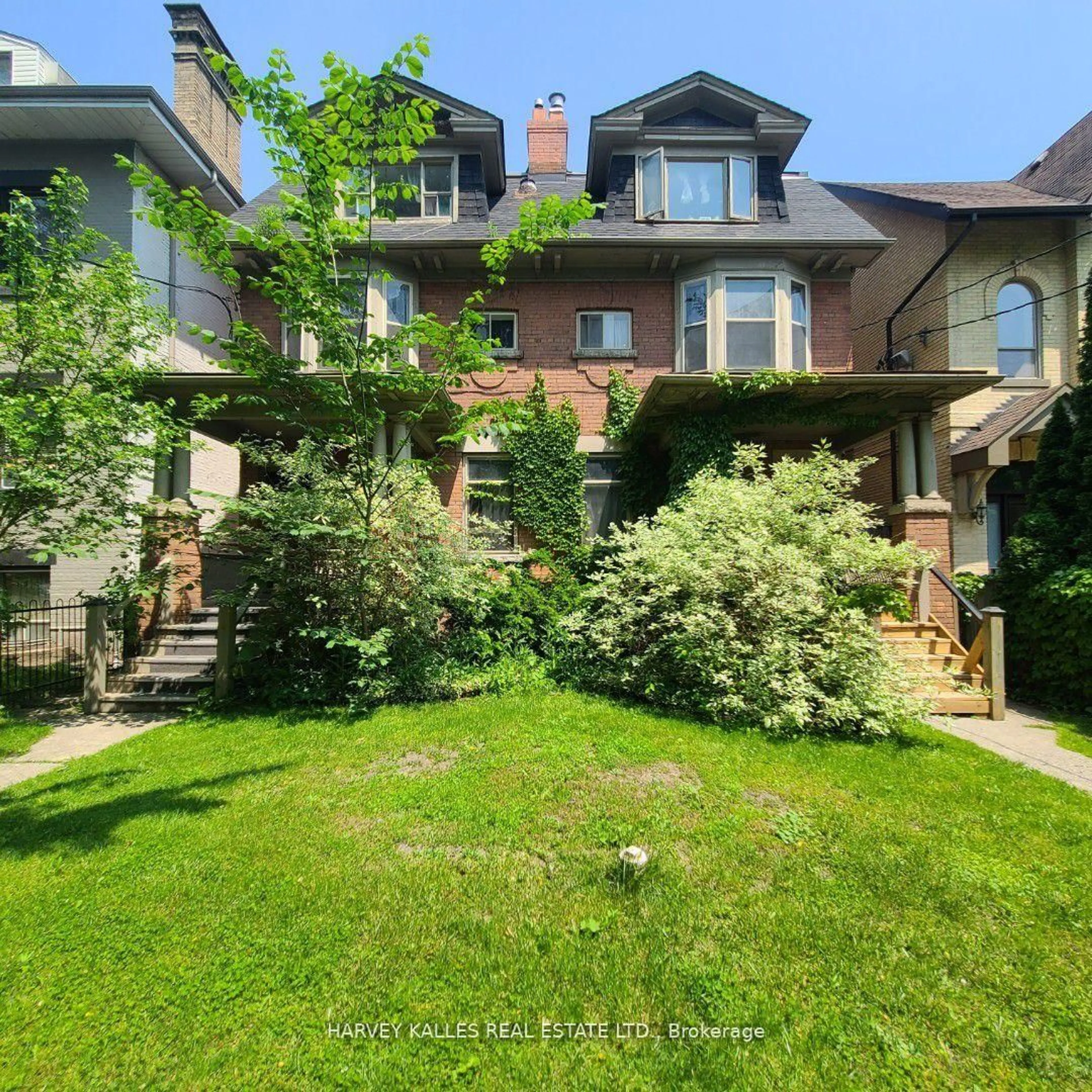 Unknown for 105-107 Pembroke St, Toronto Ontario M5A 2N9