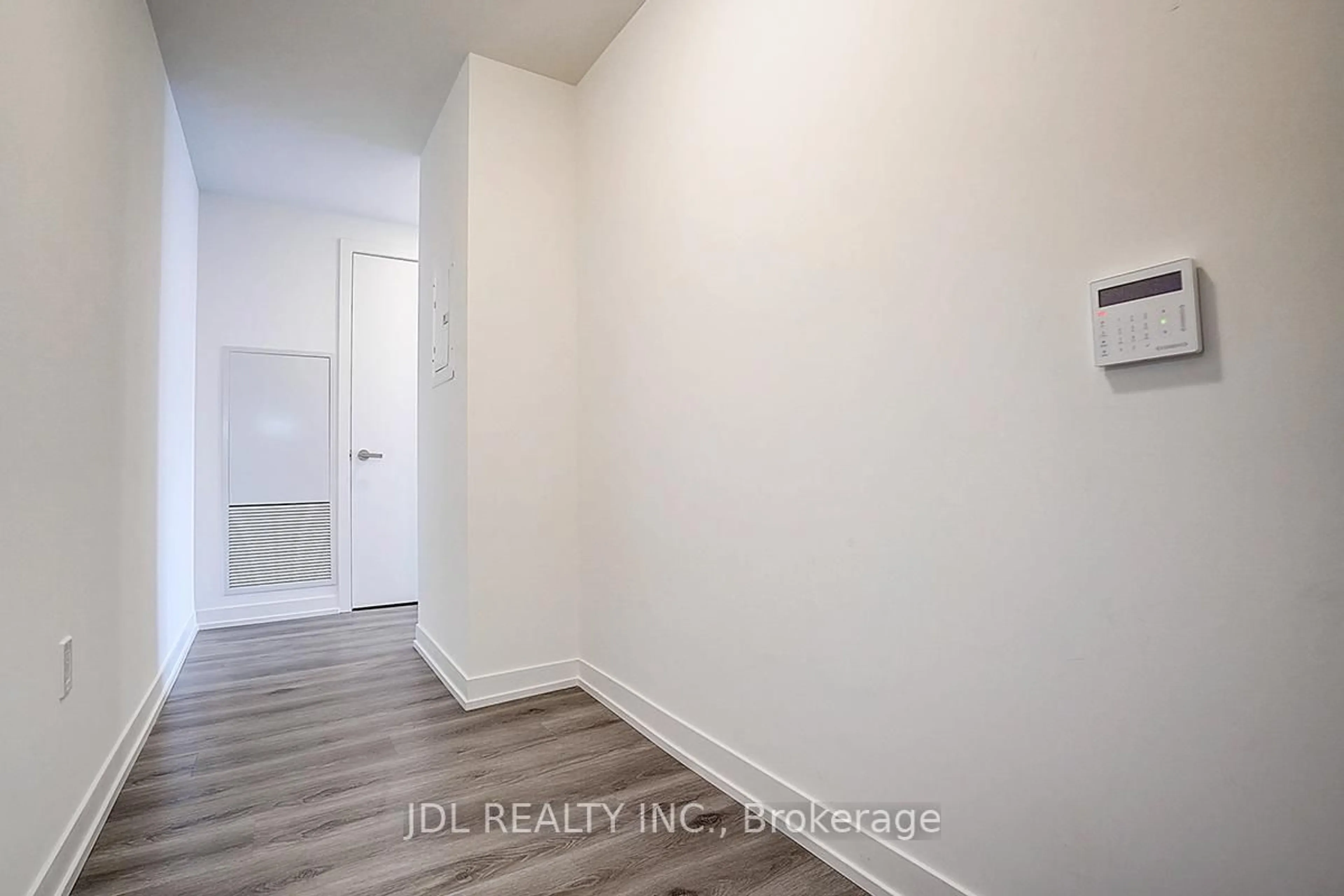 A pic of a room for 138 Downes St #5103, Toronto Ontario M5E 0E4