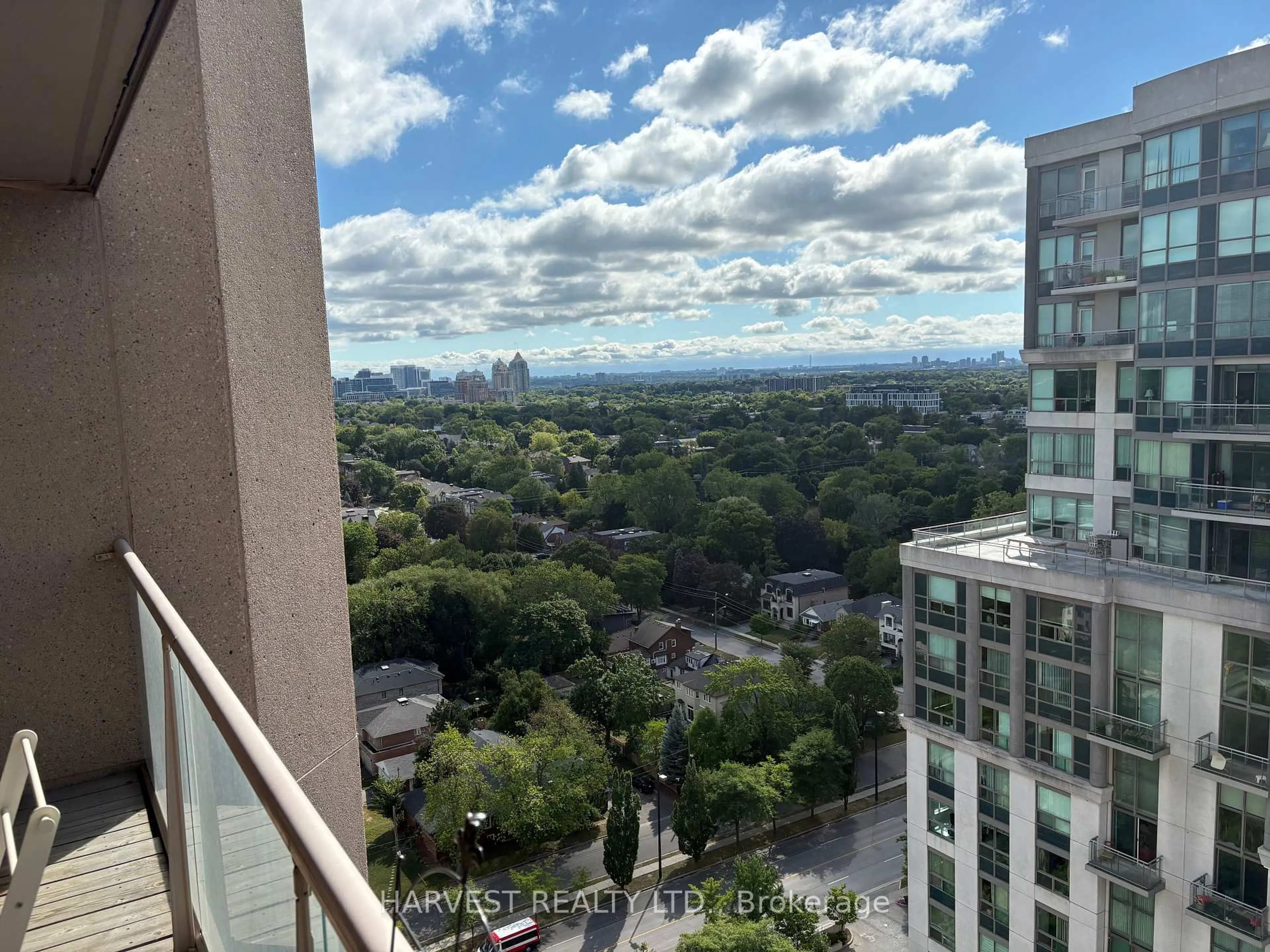 A pic of a room for 18 HILLCREST Ave #2206, Toronto Ontario M2N 6T5