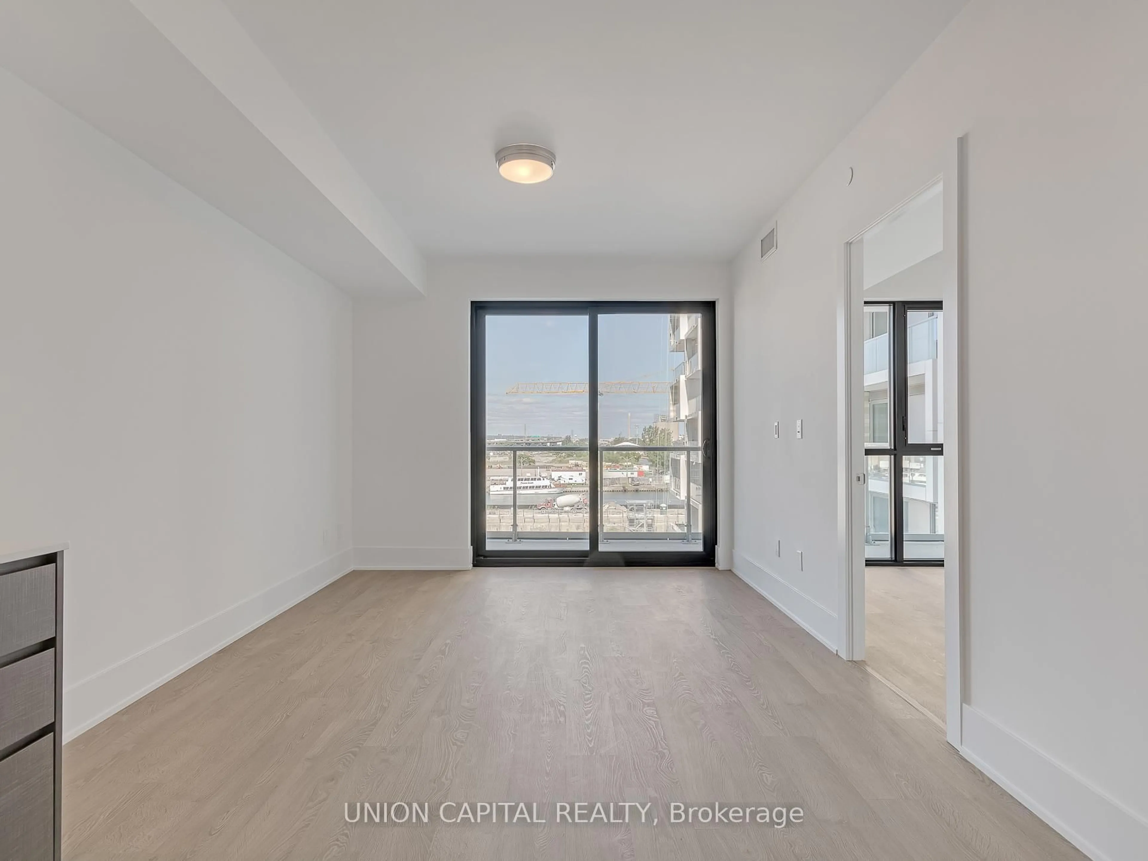 Unknown for 118 Merchants Wharf Ave #418, Toronto Ontario M5A 0L3