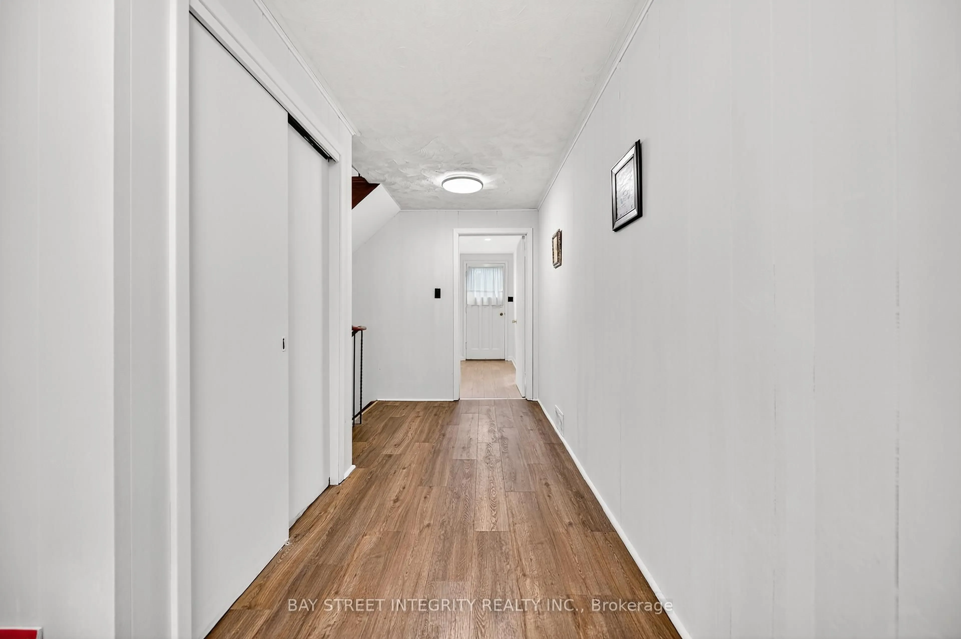 Unknown for 44 Bowerbank Dr, Toronto Ontario M2M 1Z8