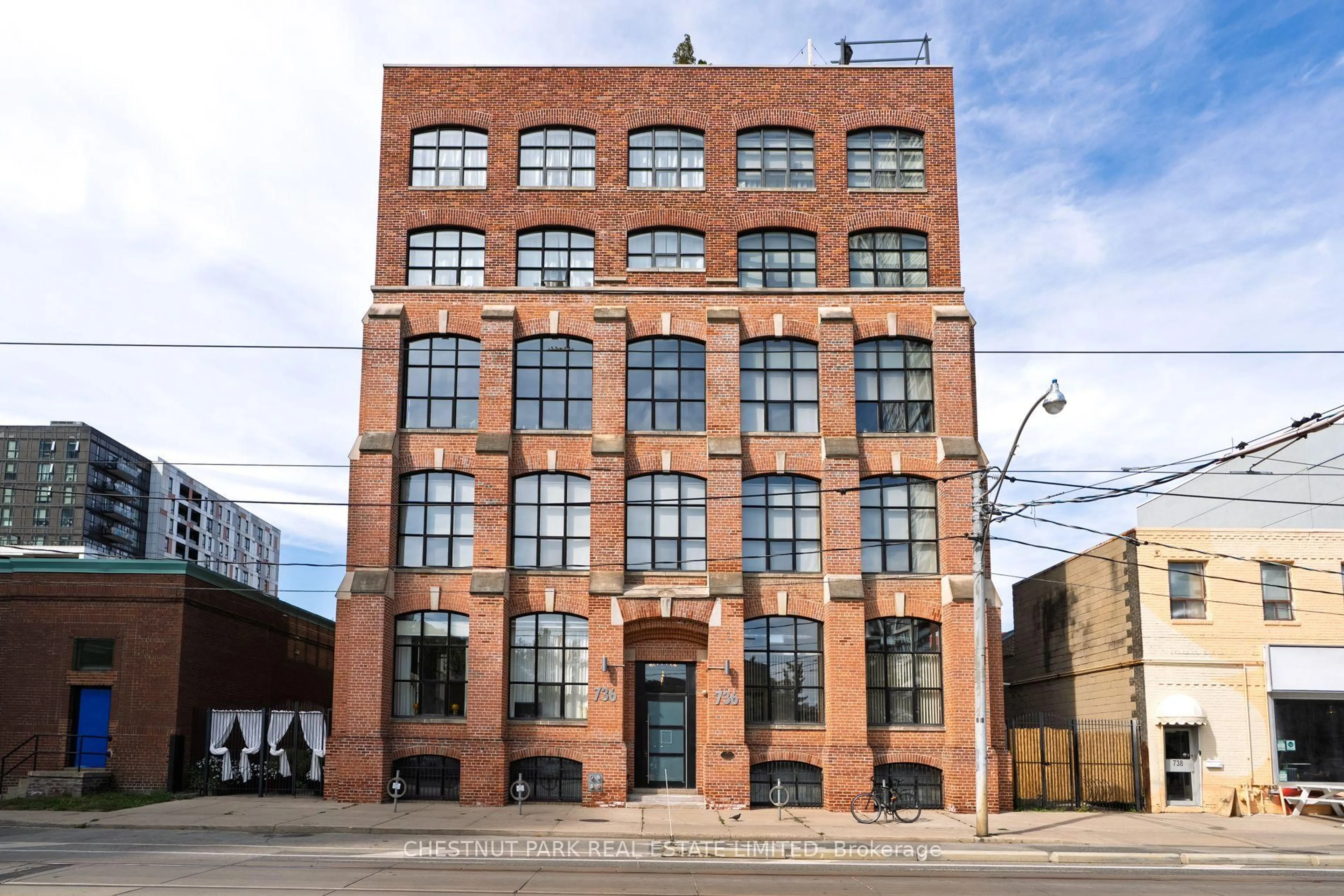 Home with brick exterior material, building for 736 Dundas St #201, Toronto Ontario M5A 2C5