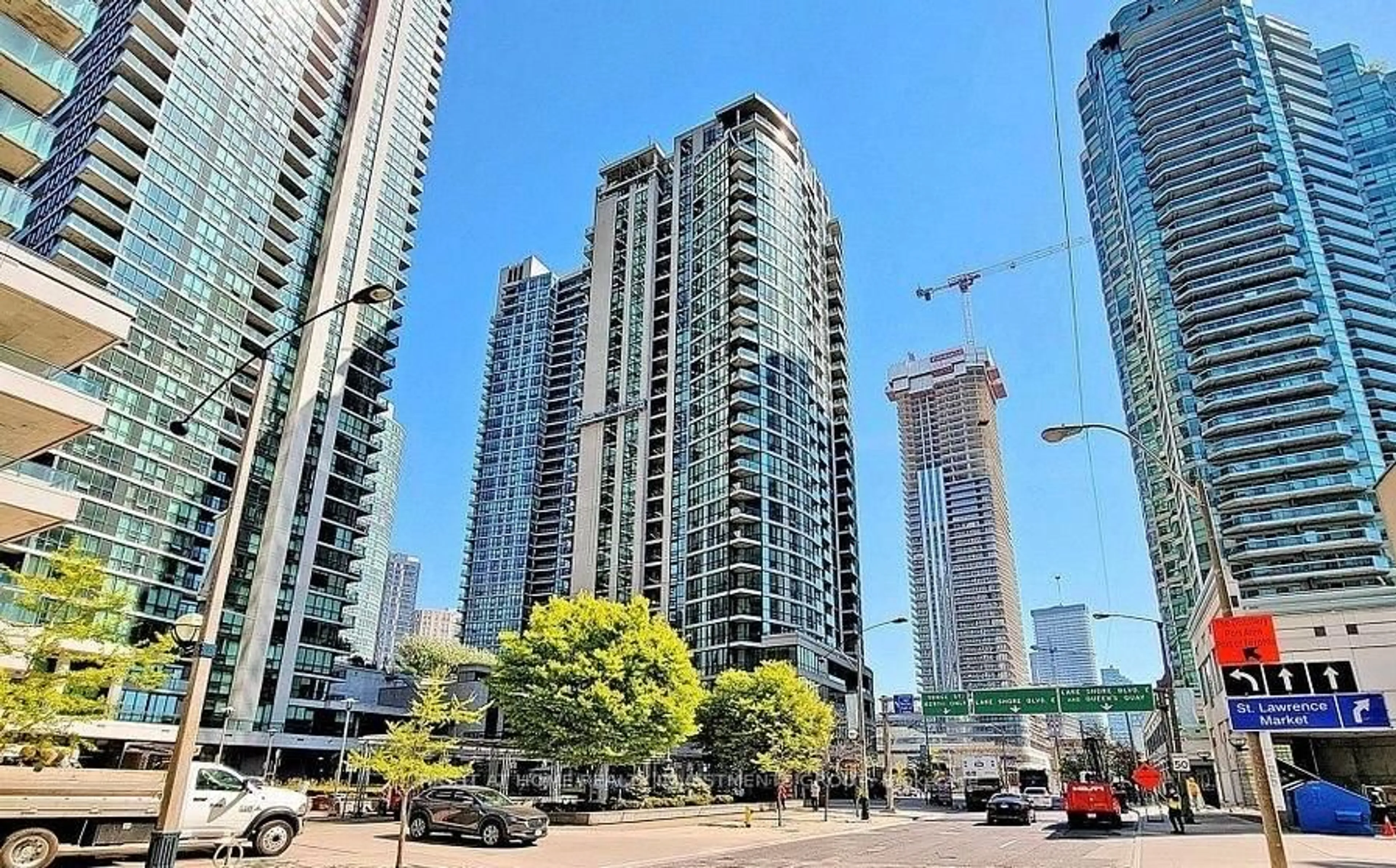 Unknown for 12 Yonge St #2606, Toronto Ontario M5E 1Z9