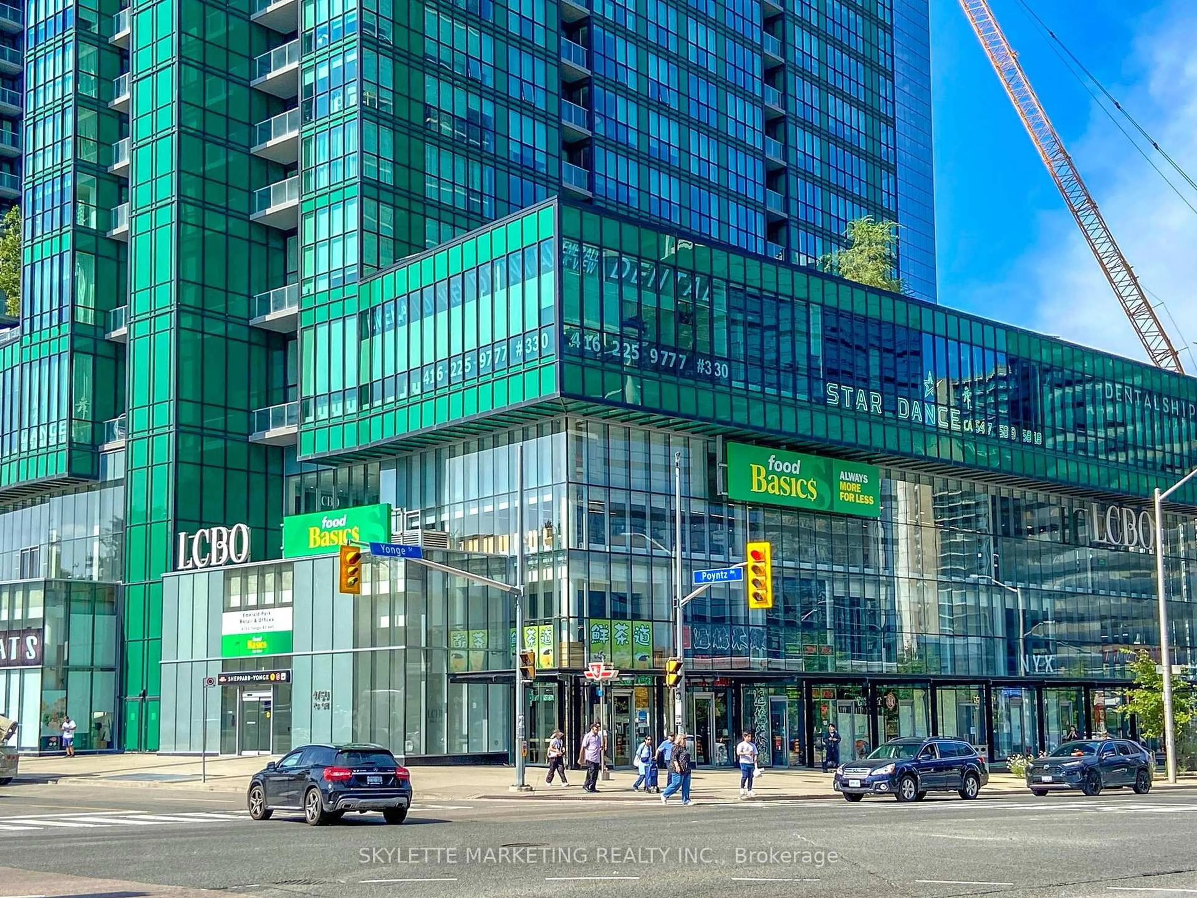 Indoor foyer for 9 Bogert Ave #1801, Toronto Ontario M2N 0H3