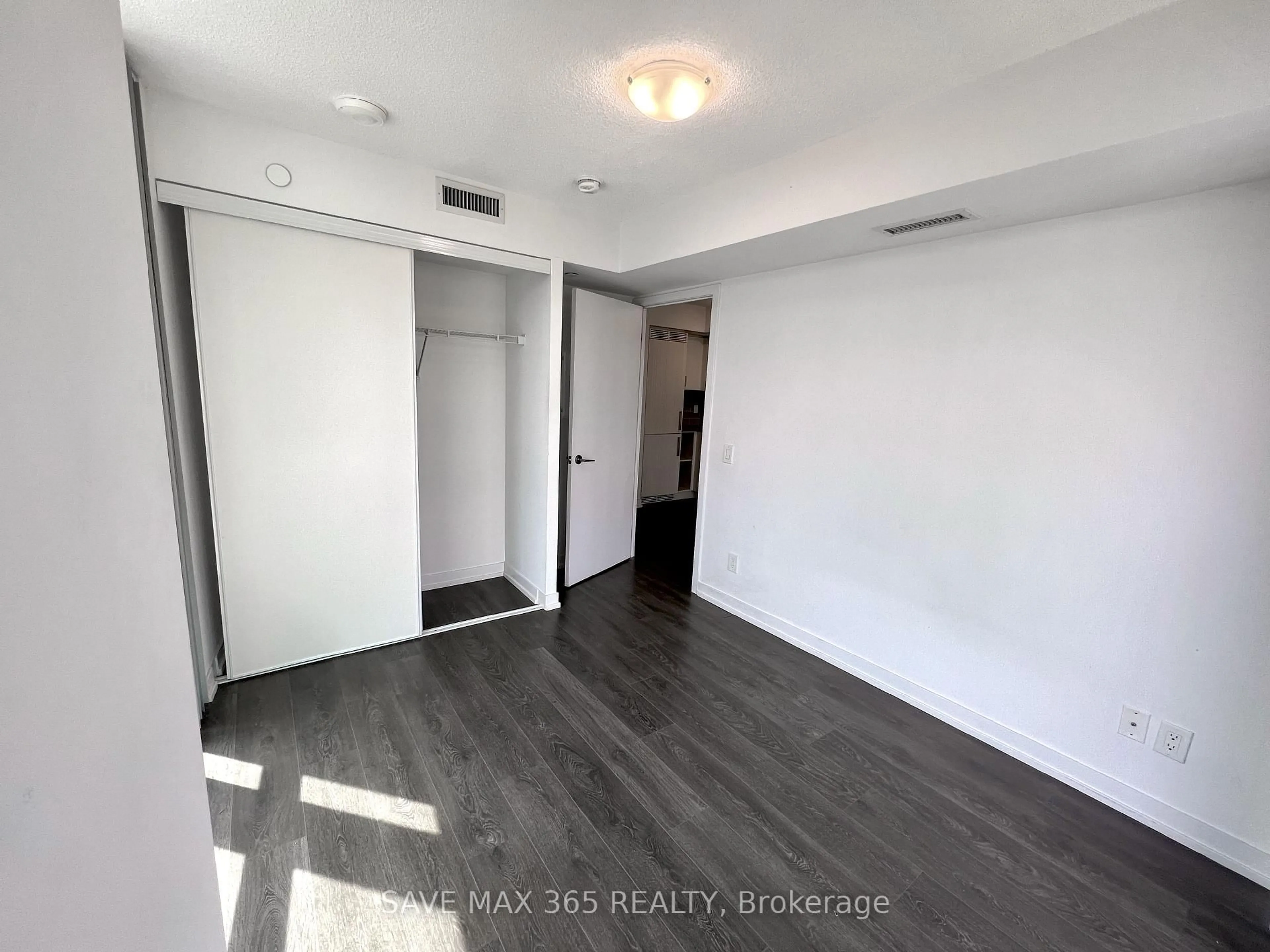 A pic of a room for 125 Redpath Ave #1101, Toronto Ontario M4S 0B5