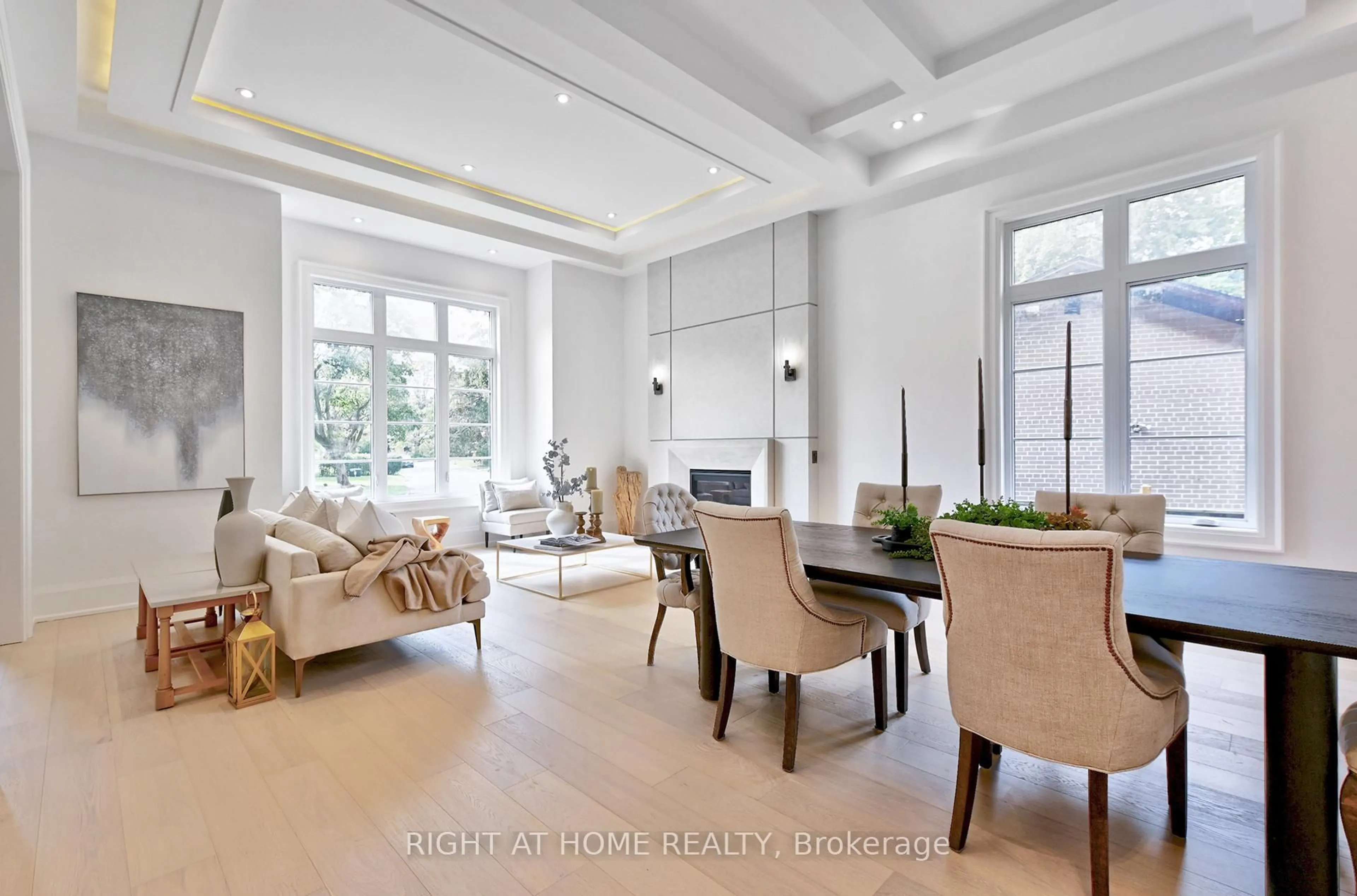 Living room with furniture, unknown for 27 Hurlingham Cres, Toronto Ontario M3B 2P9