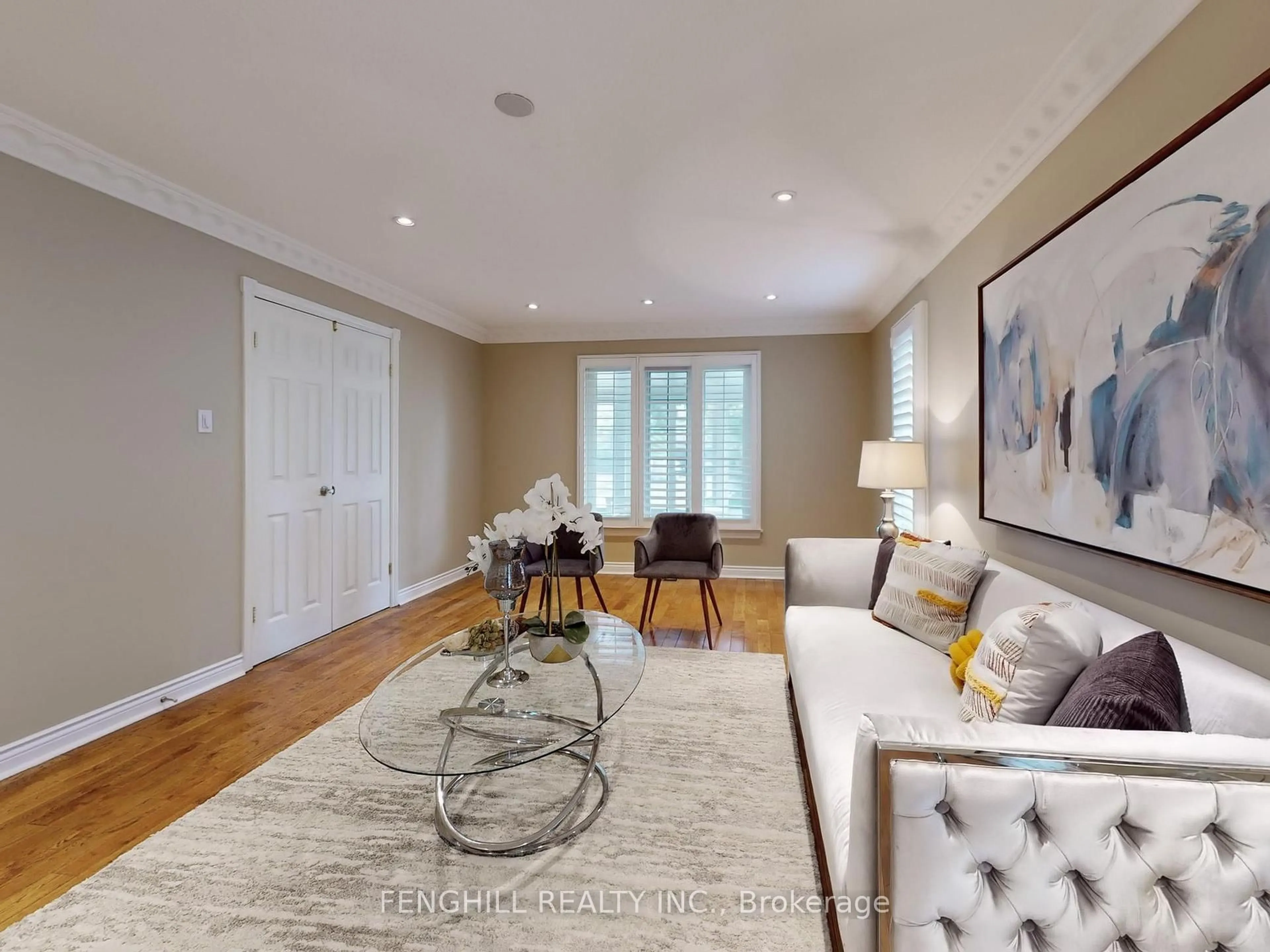 Living room with furniture, unknown for 88 Millersgrove Dr, Toronto Ontario M2R 3R9