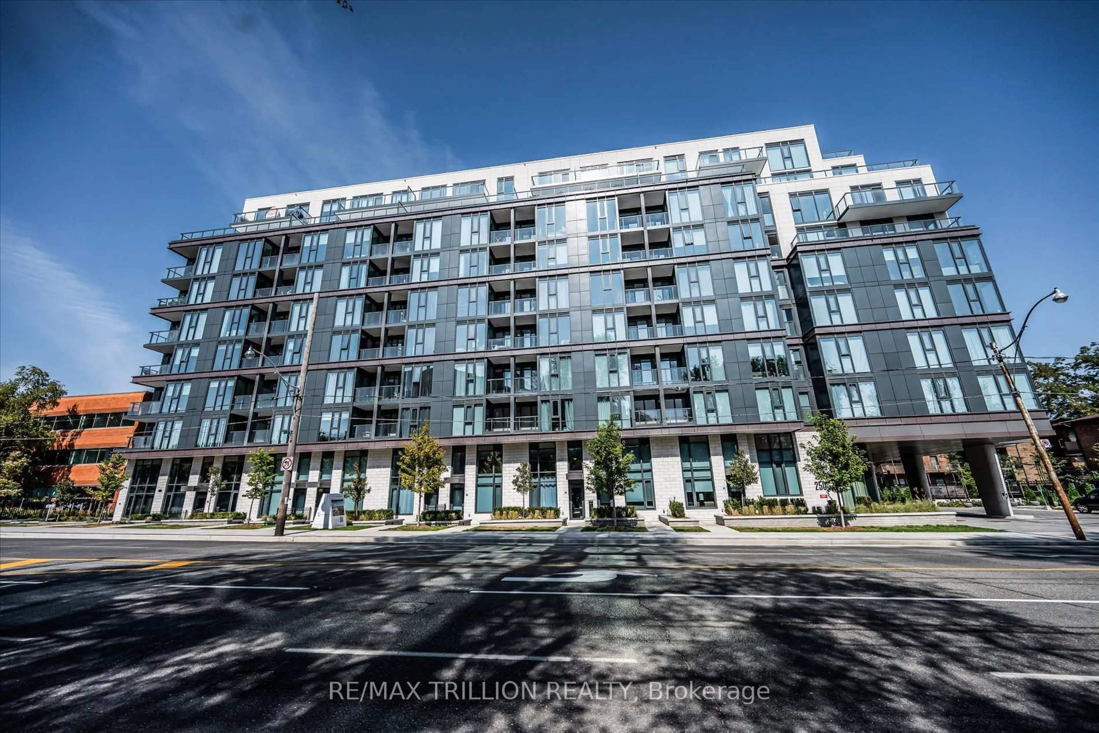 Unknown for 250 Lawrence Ave #801, Toronto Ontario M5M 1B2