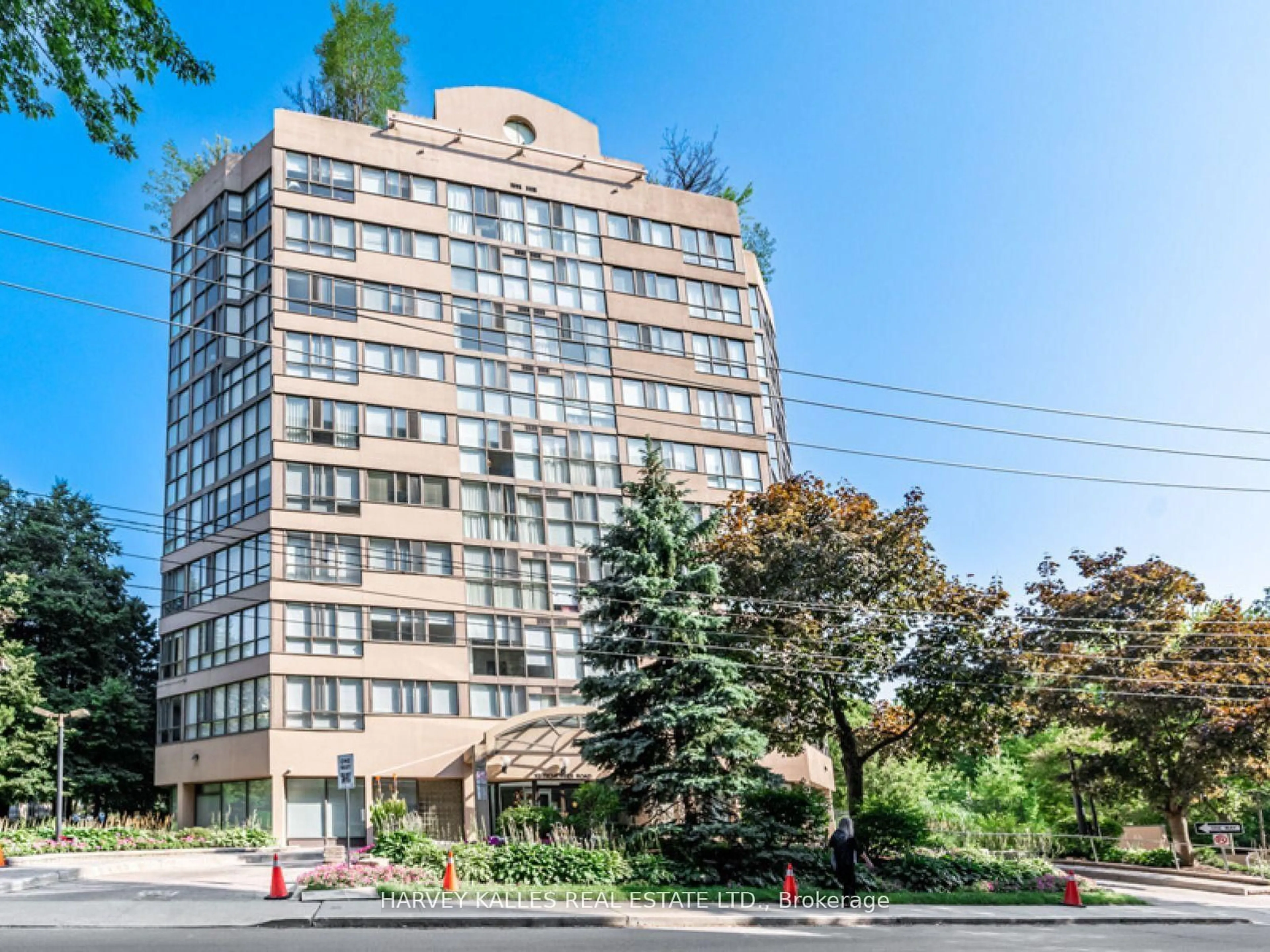 Unknown for 10 Tichester Rd #802, Toronto Ontario M5P 3M4