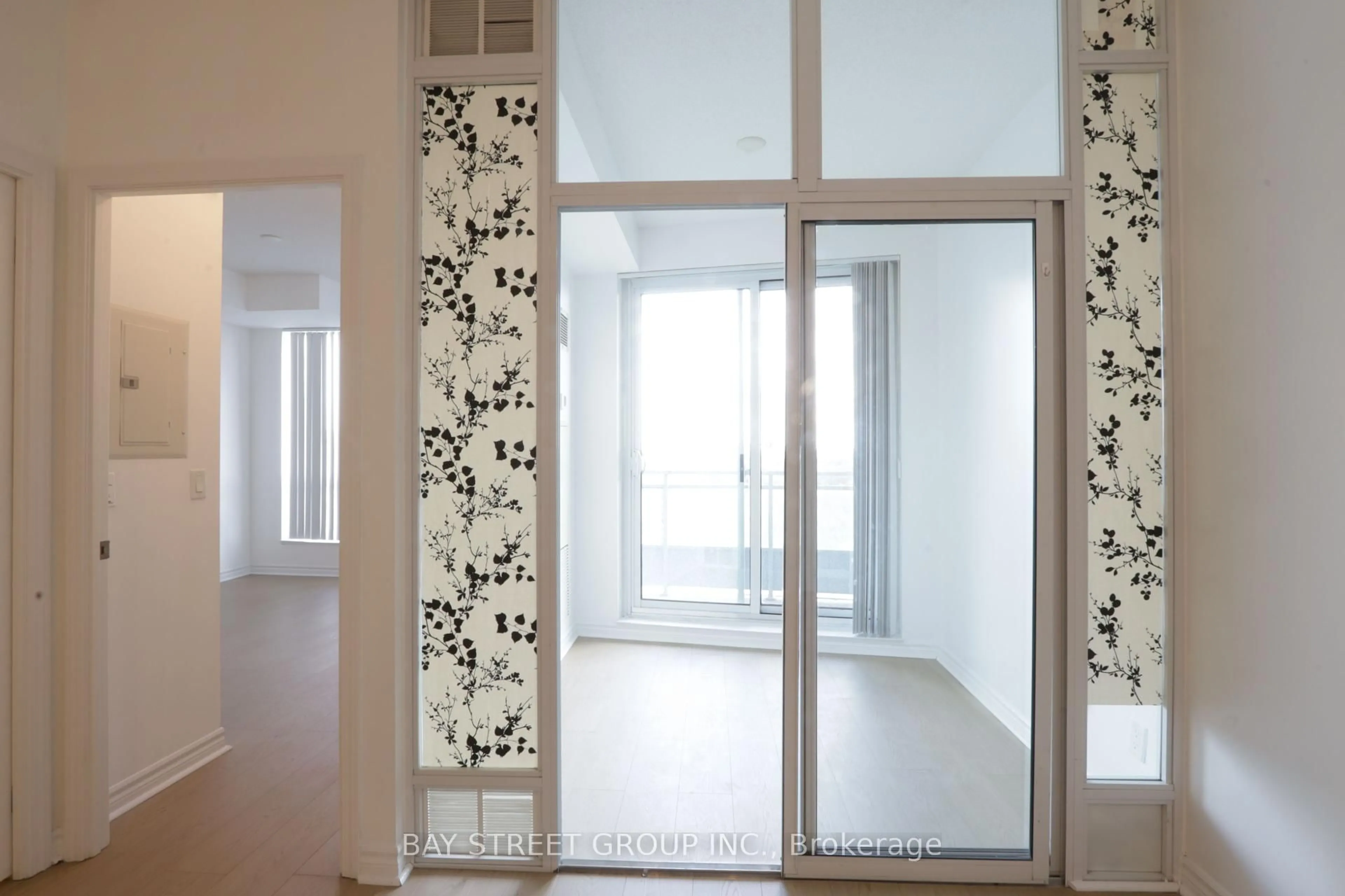 Indoor foyer for 18 Holmes Ave #1101, Toronto Ontario M2N 0E1
