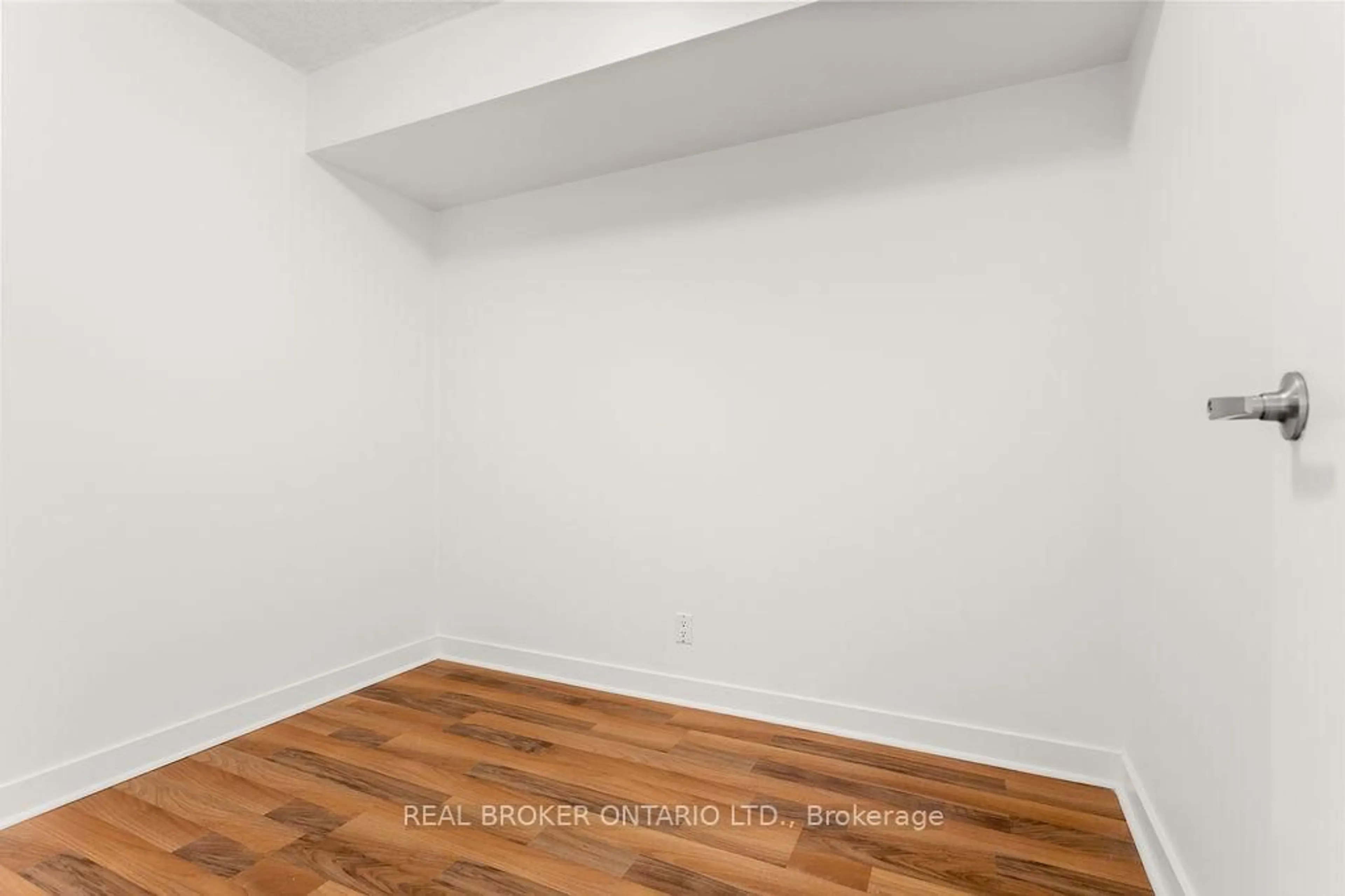 A pic of a room for 361 Front St #709, Toronto Ontario M5V 3R5
