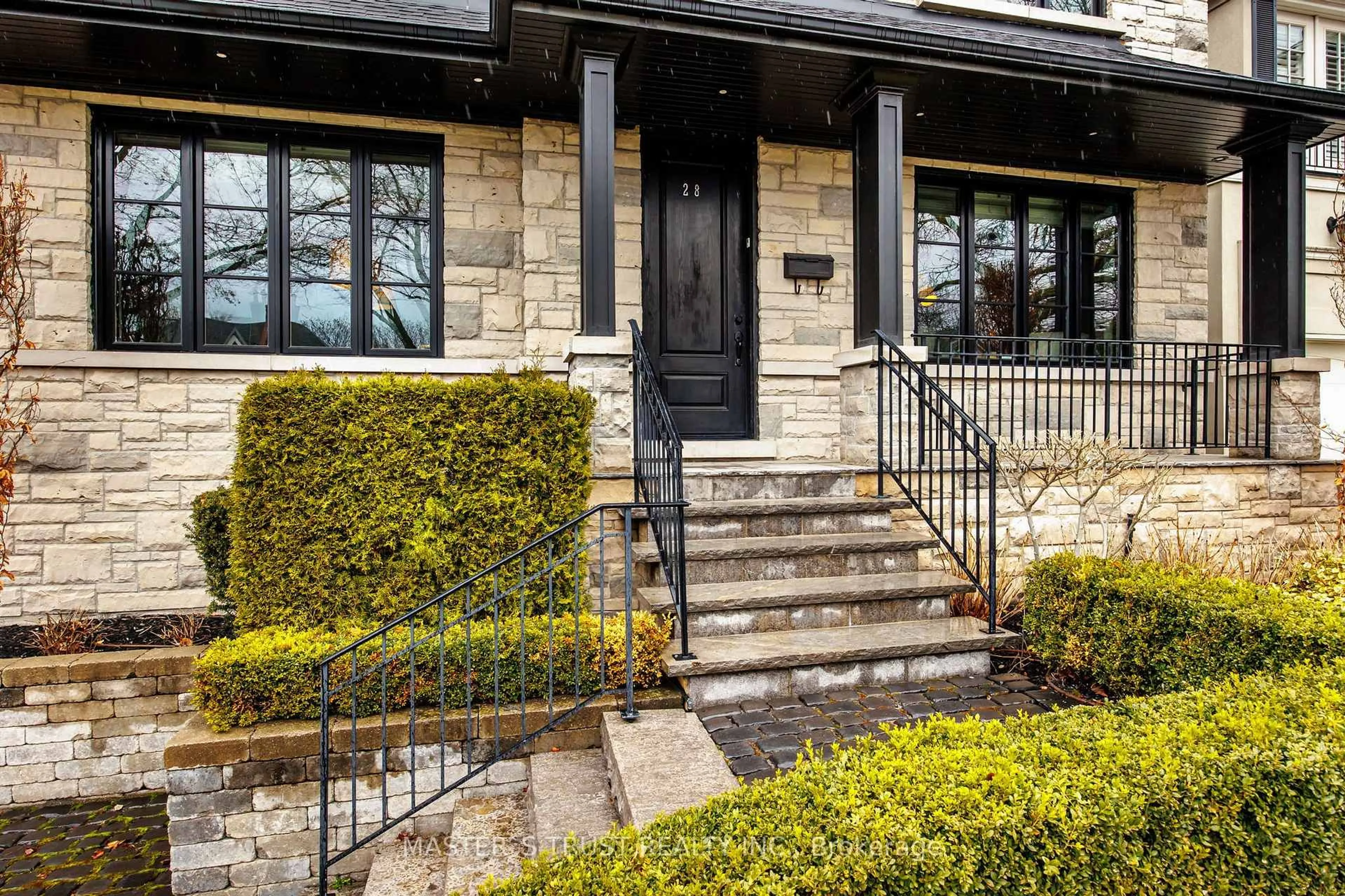 Unknown for 28 Forest Ridge Dr, Toronto Ontario M6B 1H3