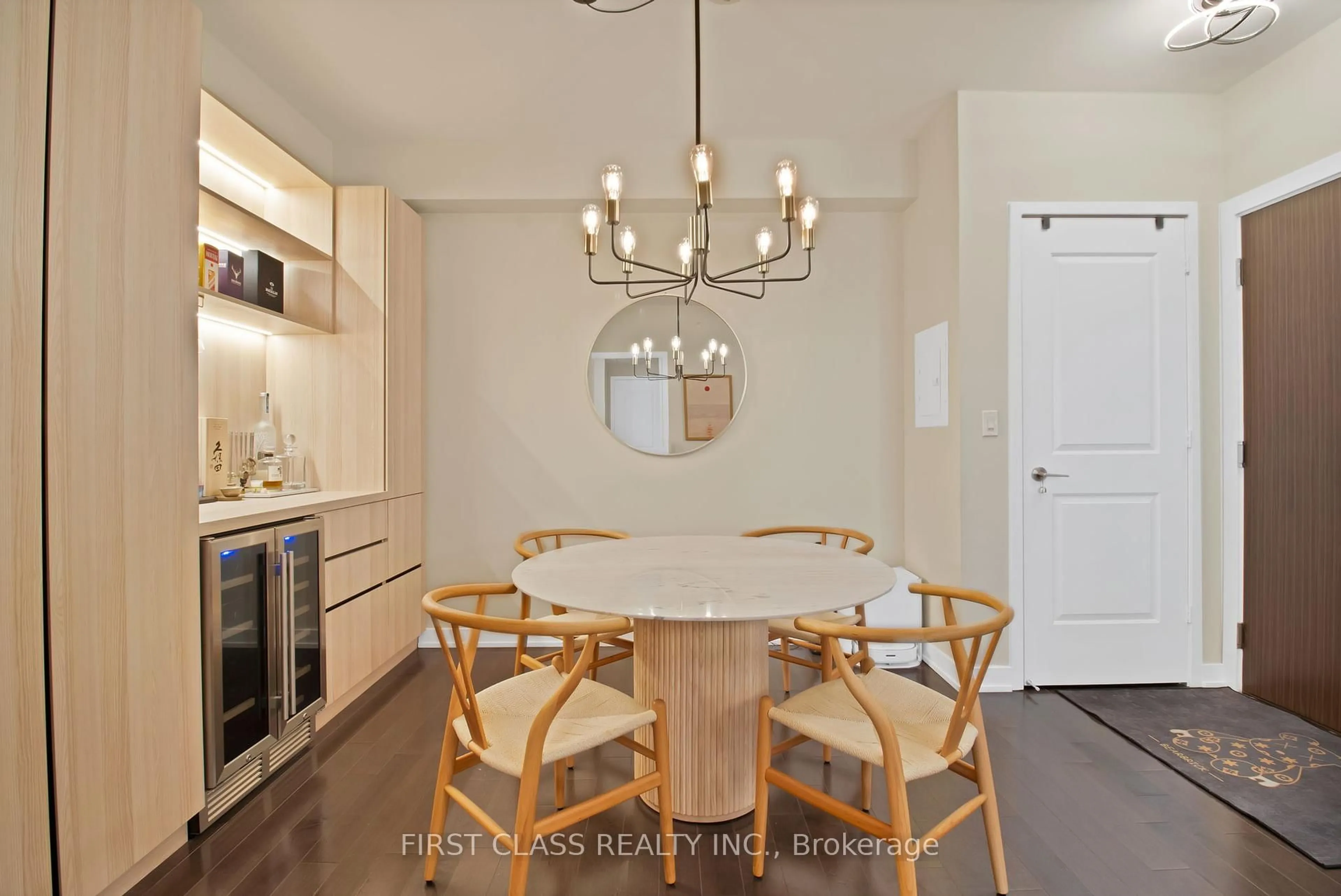 Unknown for 1 The Esplanade Ave #3309, Toronto Ontario M5E 0A8