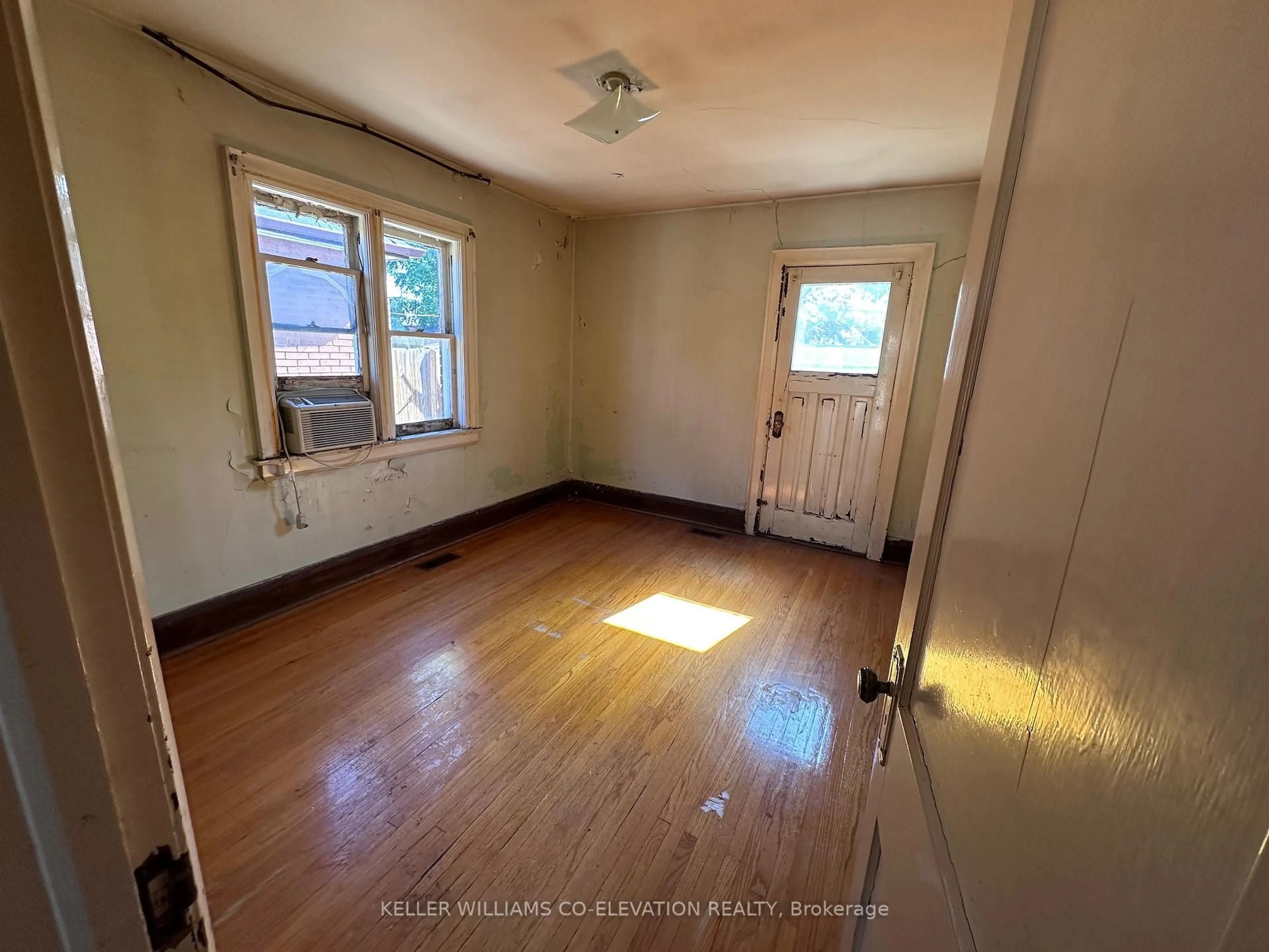 A pic of a room for 43 Belvidere Ave, Toronto Ontario M6C 1P7