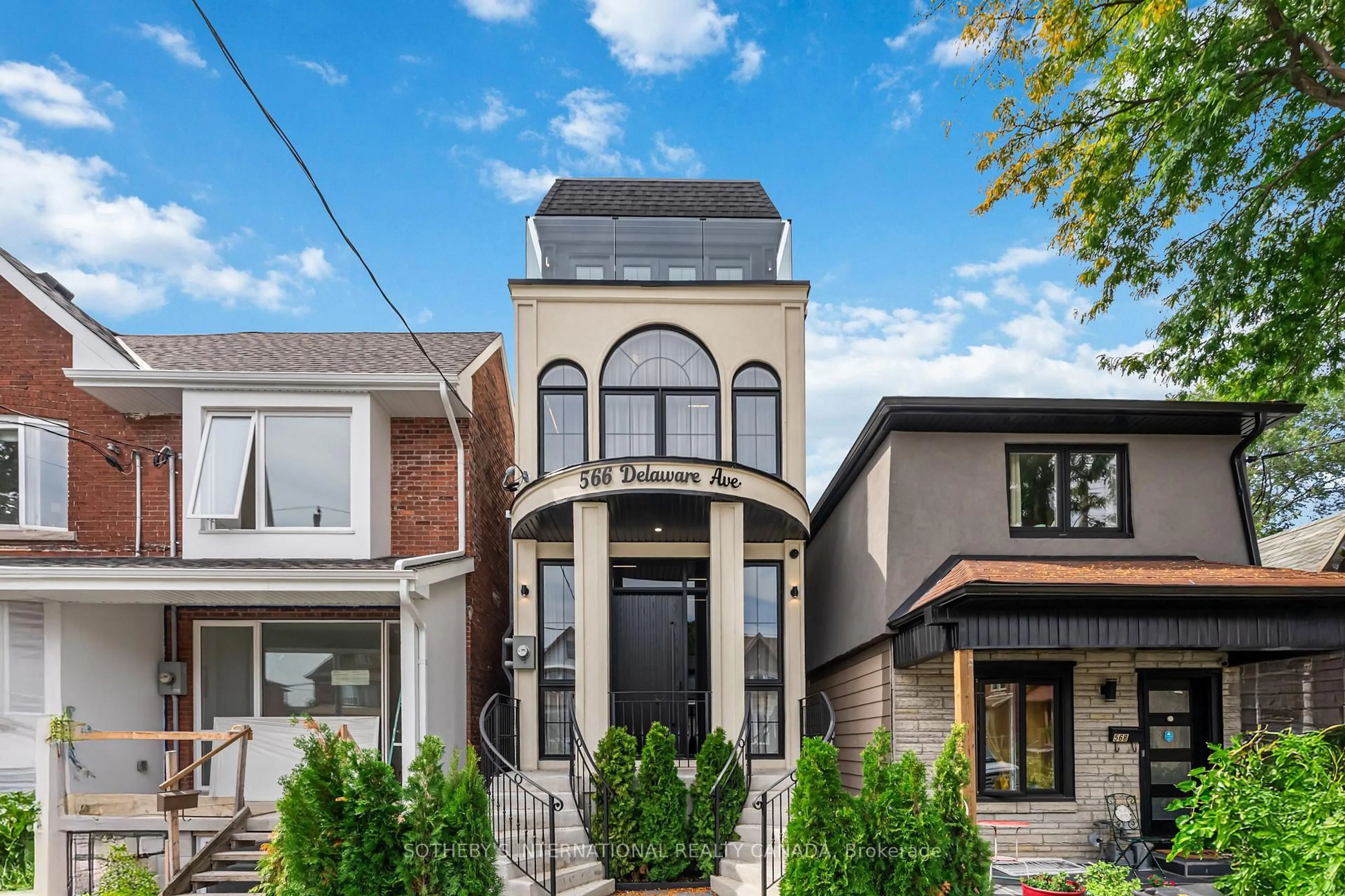 Home with brick exterior material, street for 566 Delaware Ave, Toronto Ontario M6H 2V2