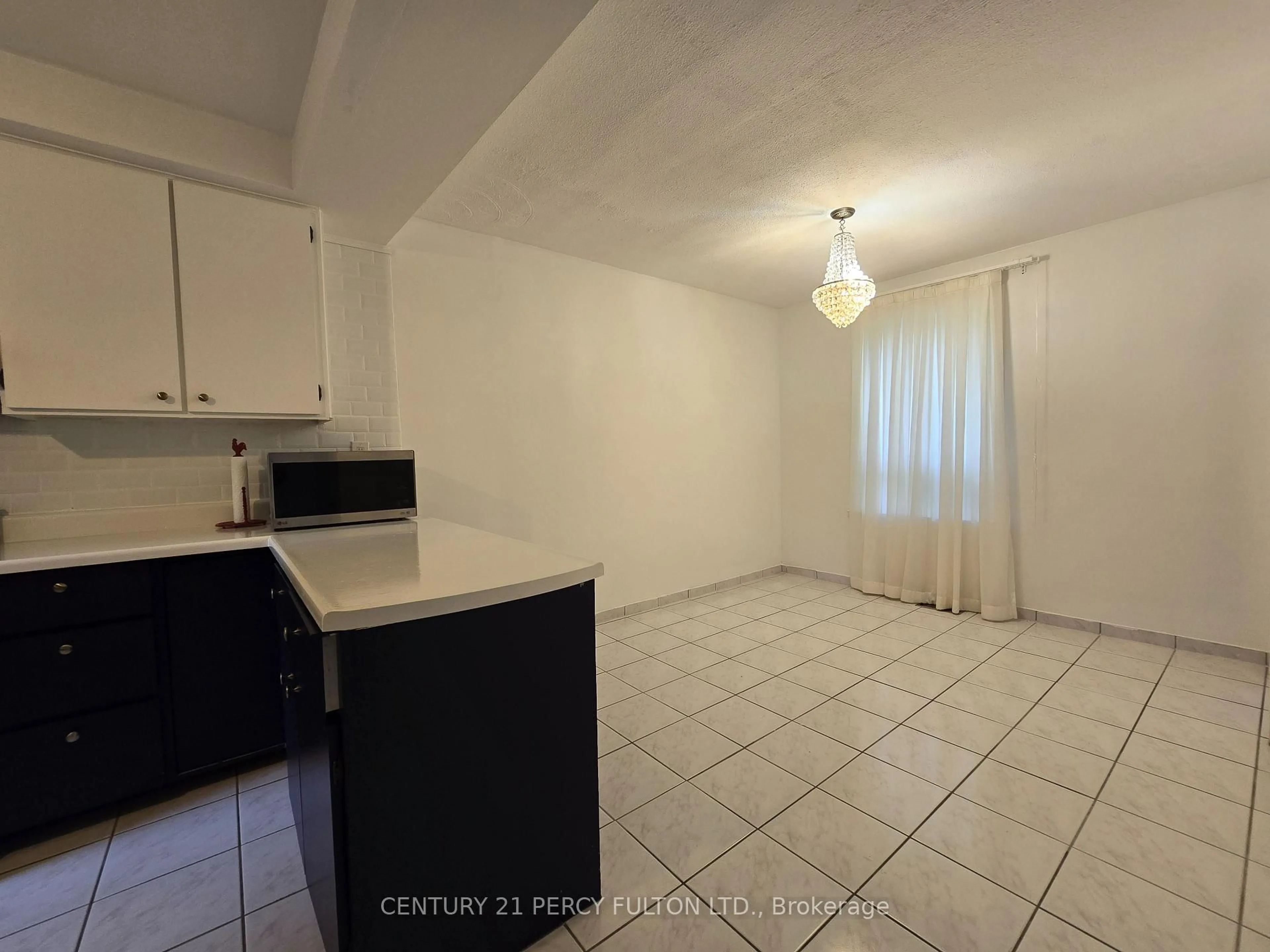 Unknown for 109 Norton Ave, Toronto Ontario M2N 4A4