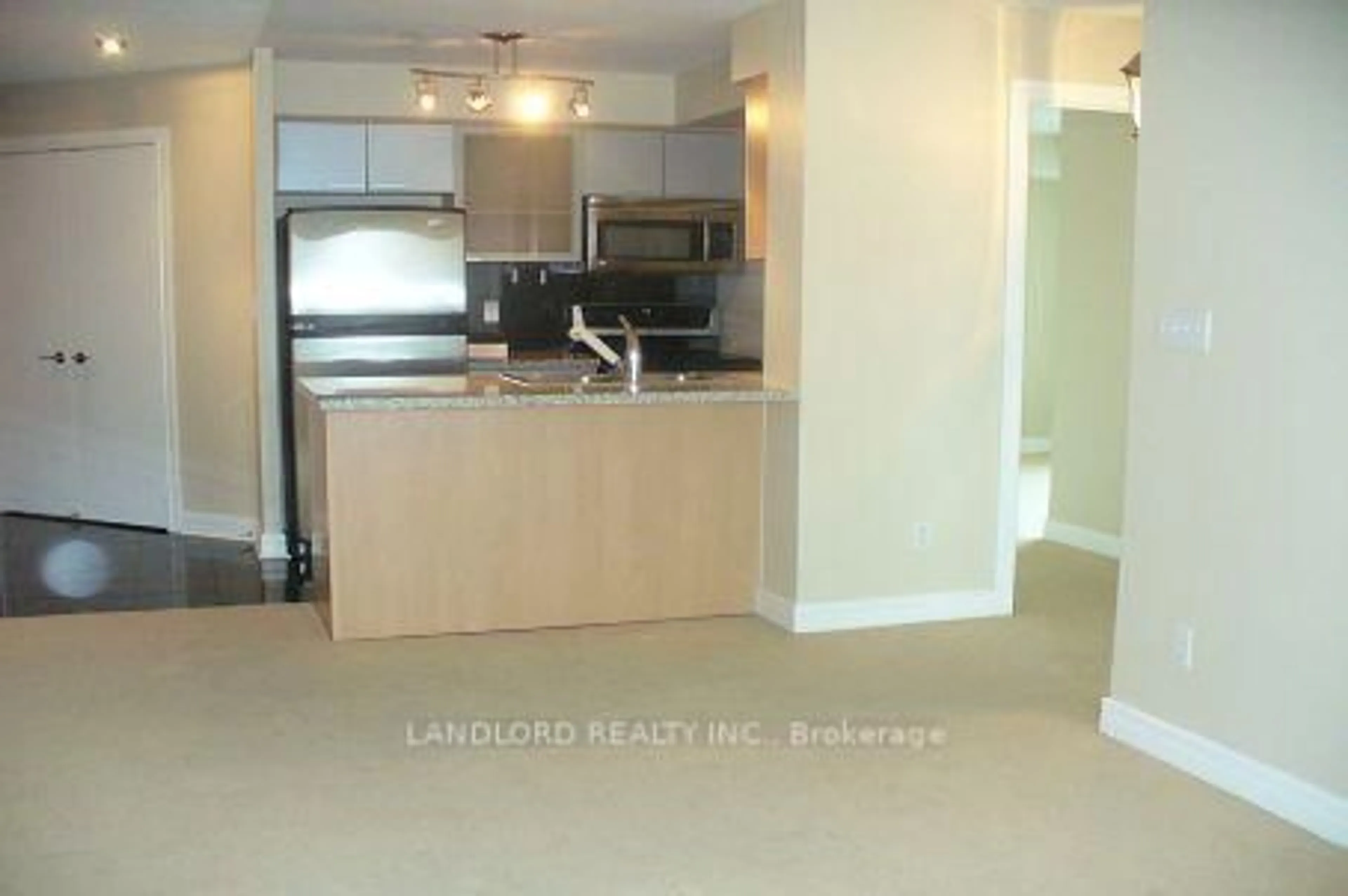 Standard kitchen, unknown for 18 Harrison Garden Blvd #2604, Toronto Ontario M2N 7J7