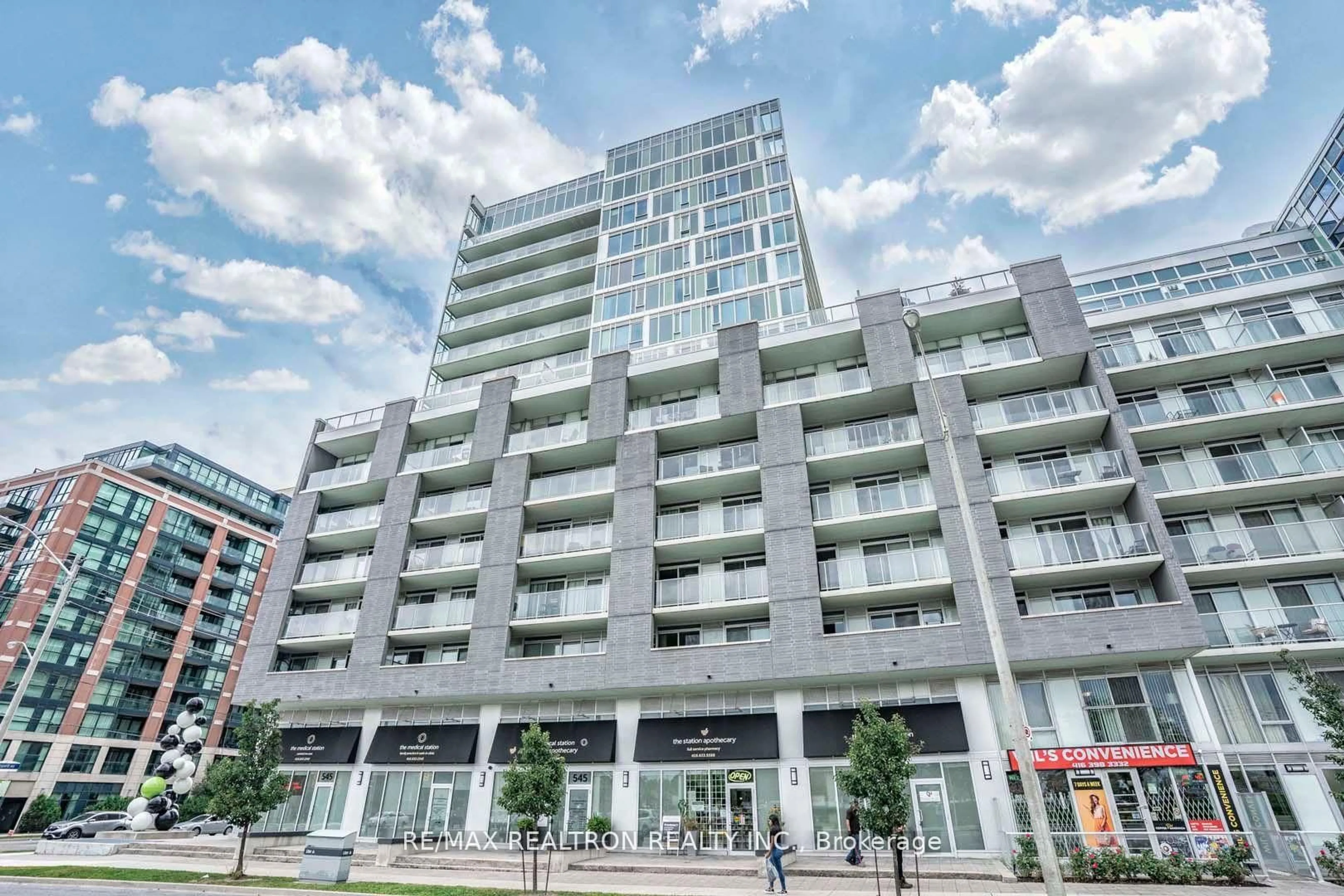 Patio, building for 555 Wilson Ave #E510, Toronto Ontario M3H 0C5