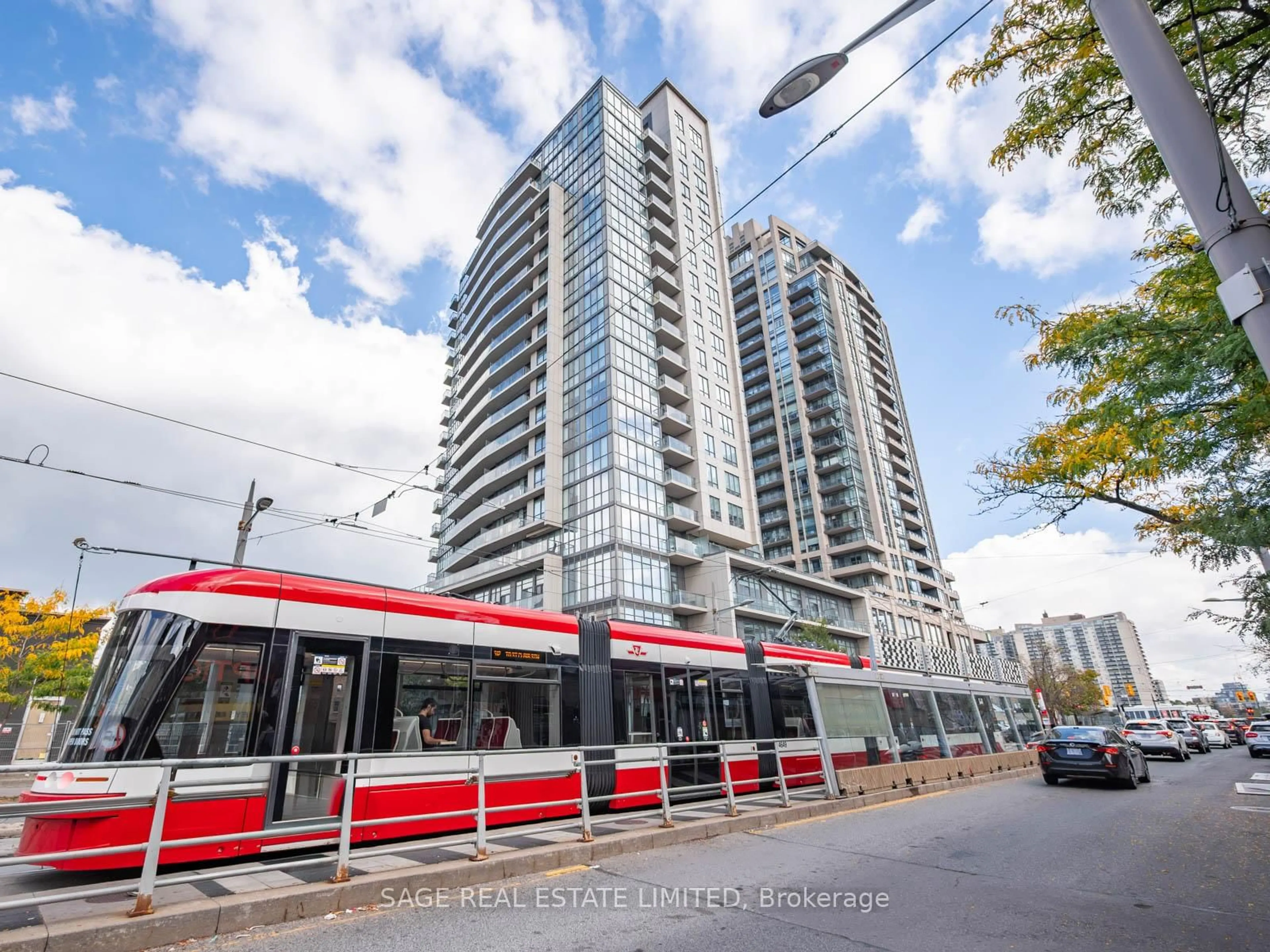 Unknown for 530 St Clair Ave #1708, Toronto Ontario M6C 0A2