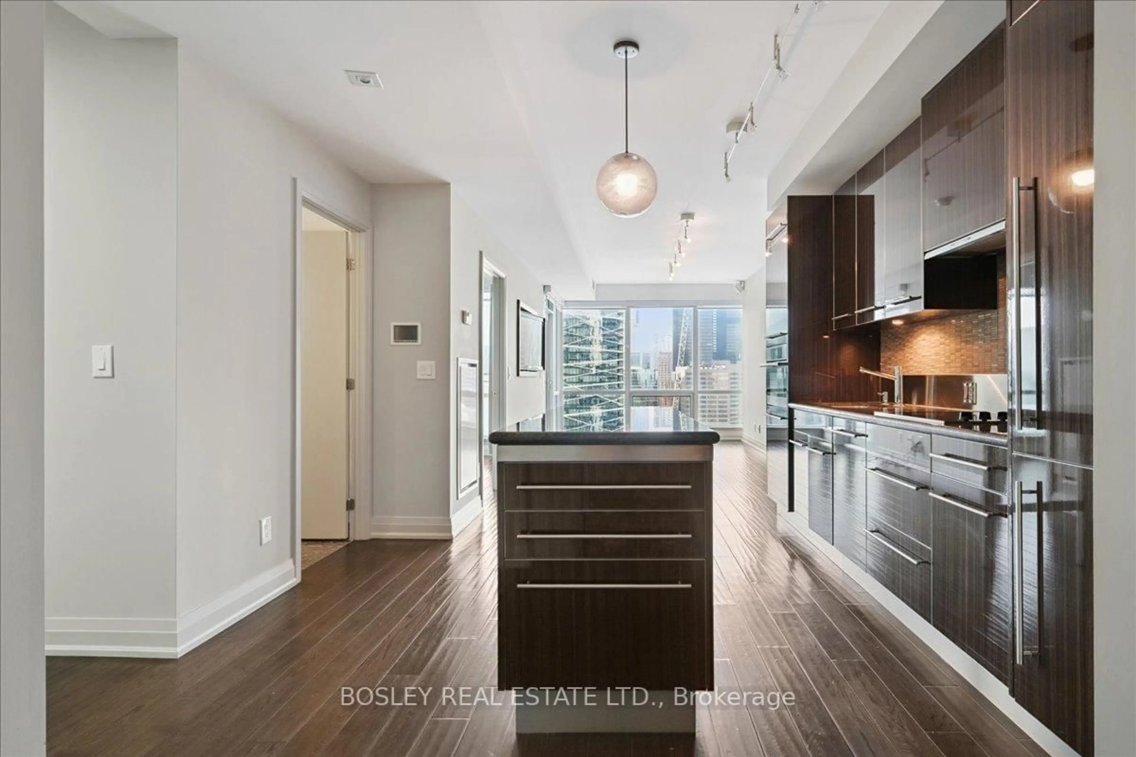 Open concept kitchen, unknown for 80 John St #3210, Toronto Ontario M5V 3X4