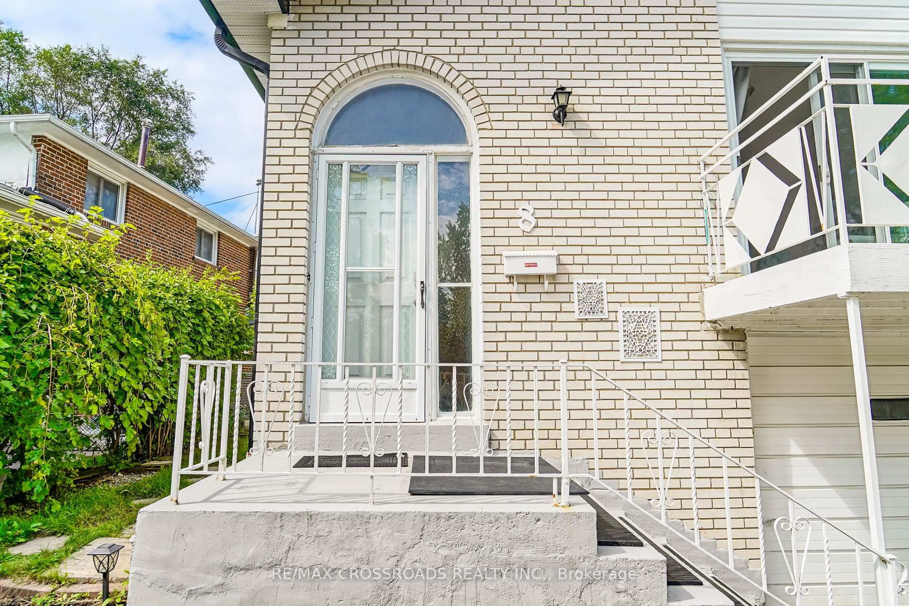 Home with brick exterior material, street for 8 Topaz Gate, Toronto Ontario M2M 2Z7